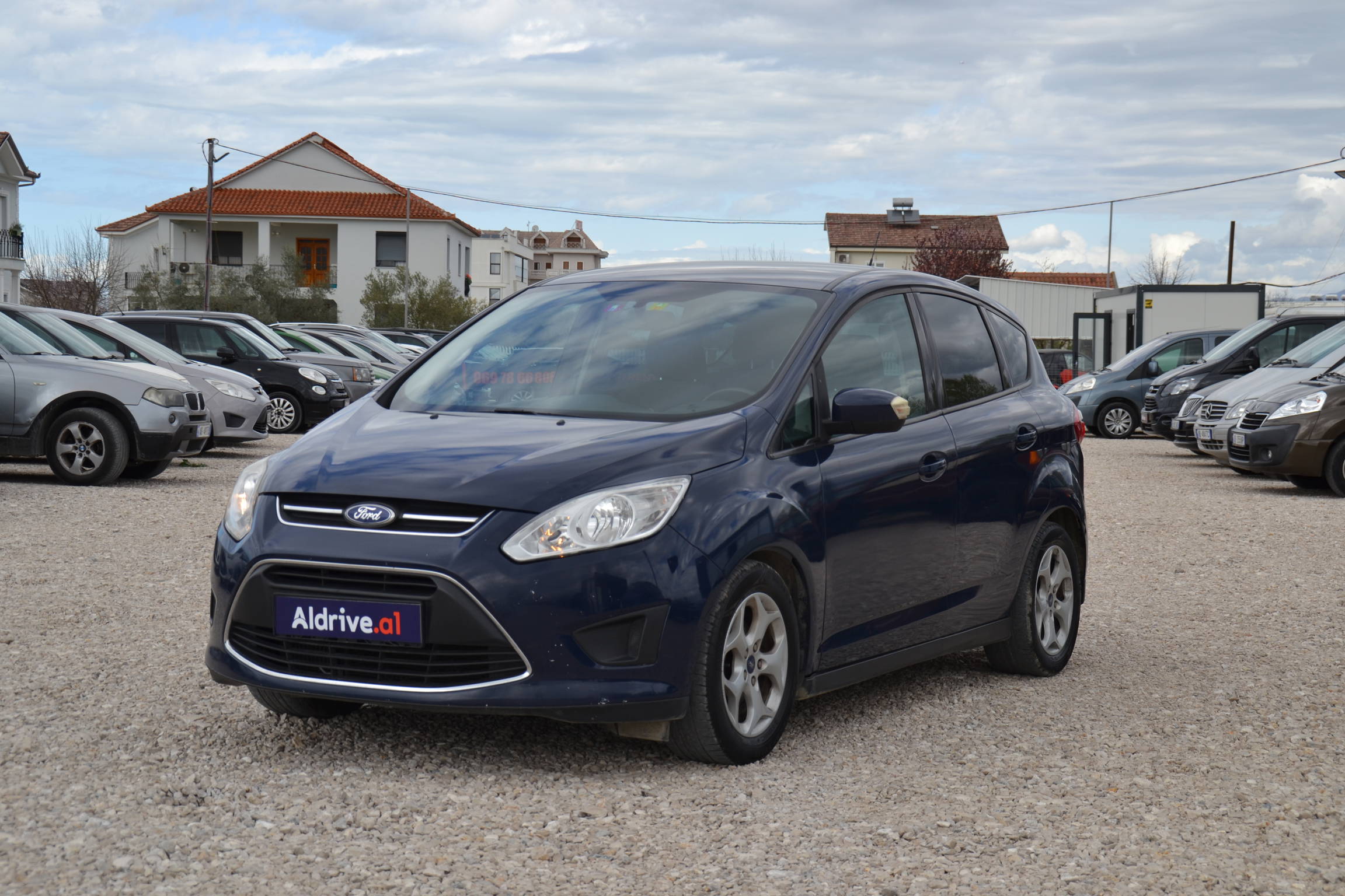 Ford C-MAX Energi - main photo
