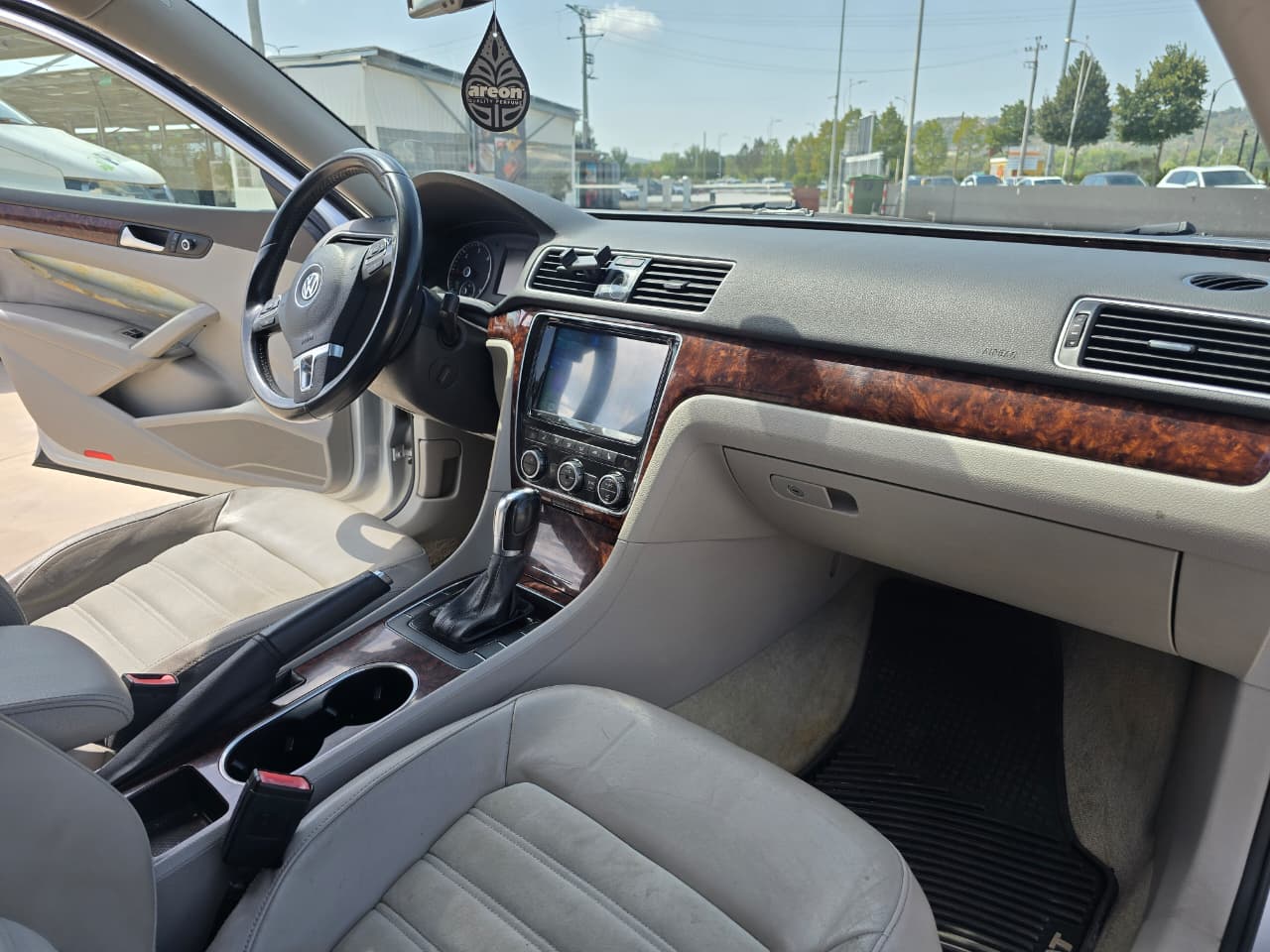 Volkswagen Passat - photo 3