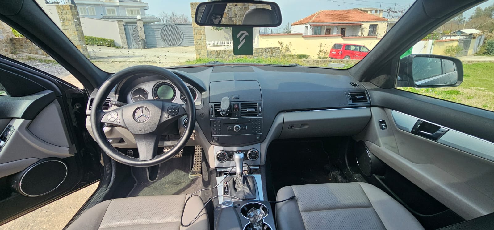Mercedes-Benz C-Class - photo 4