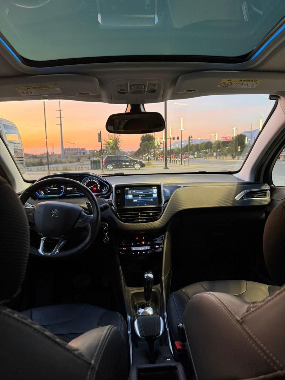 Peugeot 2008 - photo 4