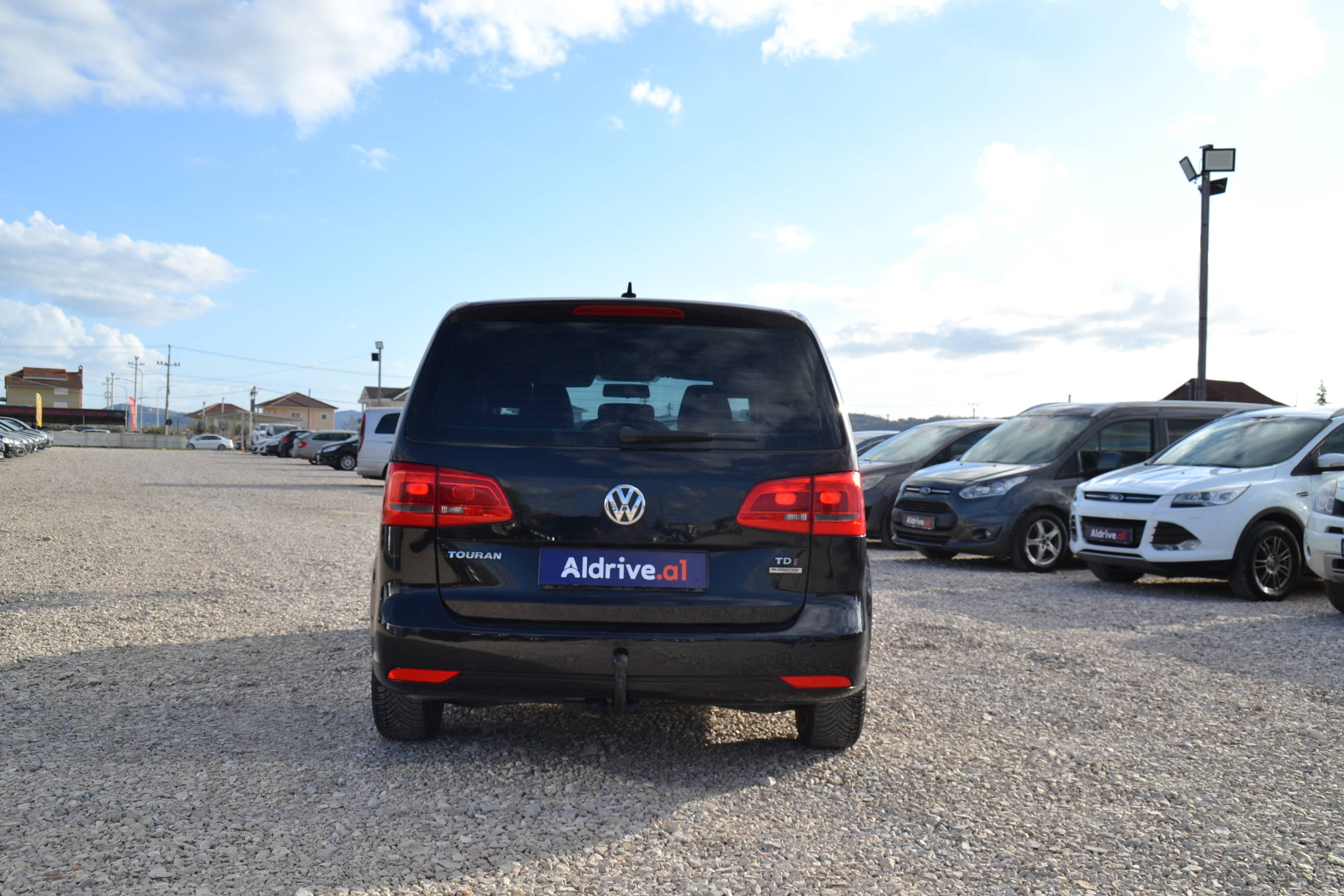 Volkswagen Touran - photo 3