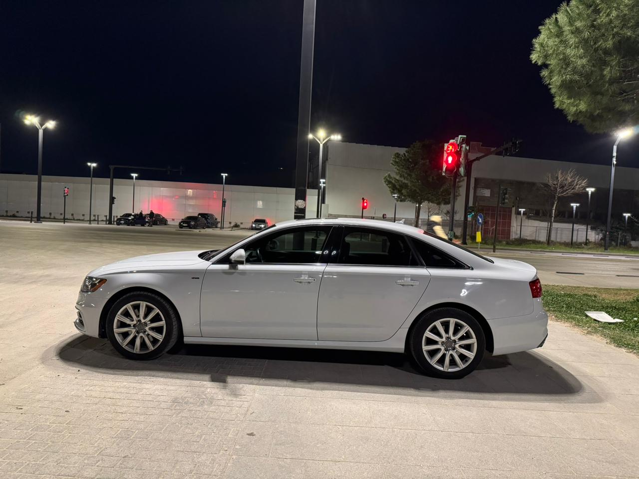 Audi A6 - side view