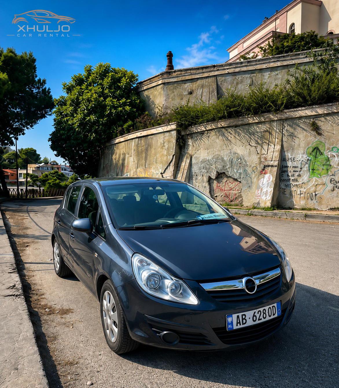 Opel Corsa - side view