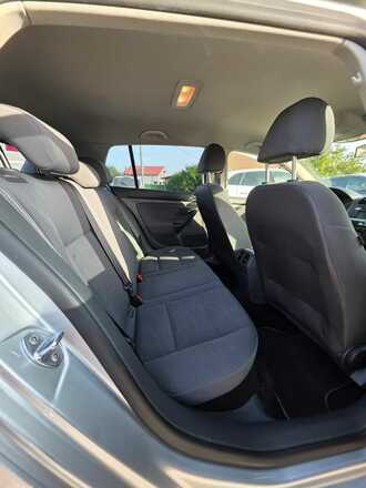 Volkswagen Golf - photo 4