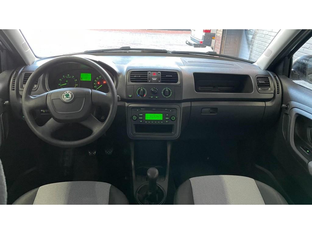 Skoda Fabia - photo 4