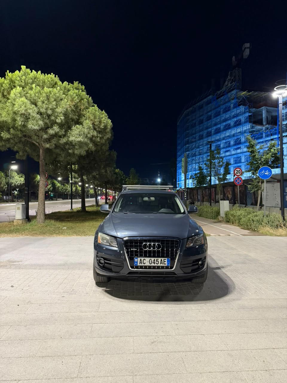 Audi Q5 for rent