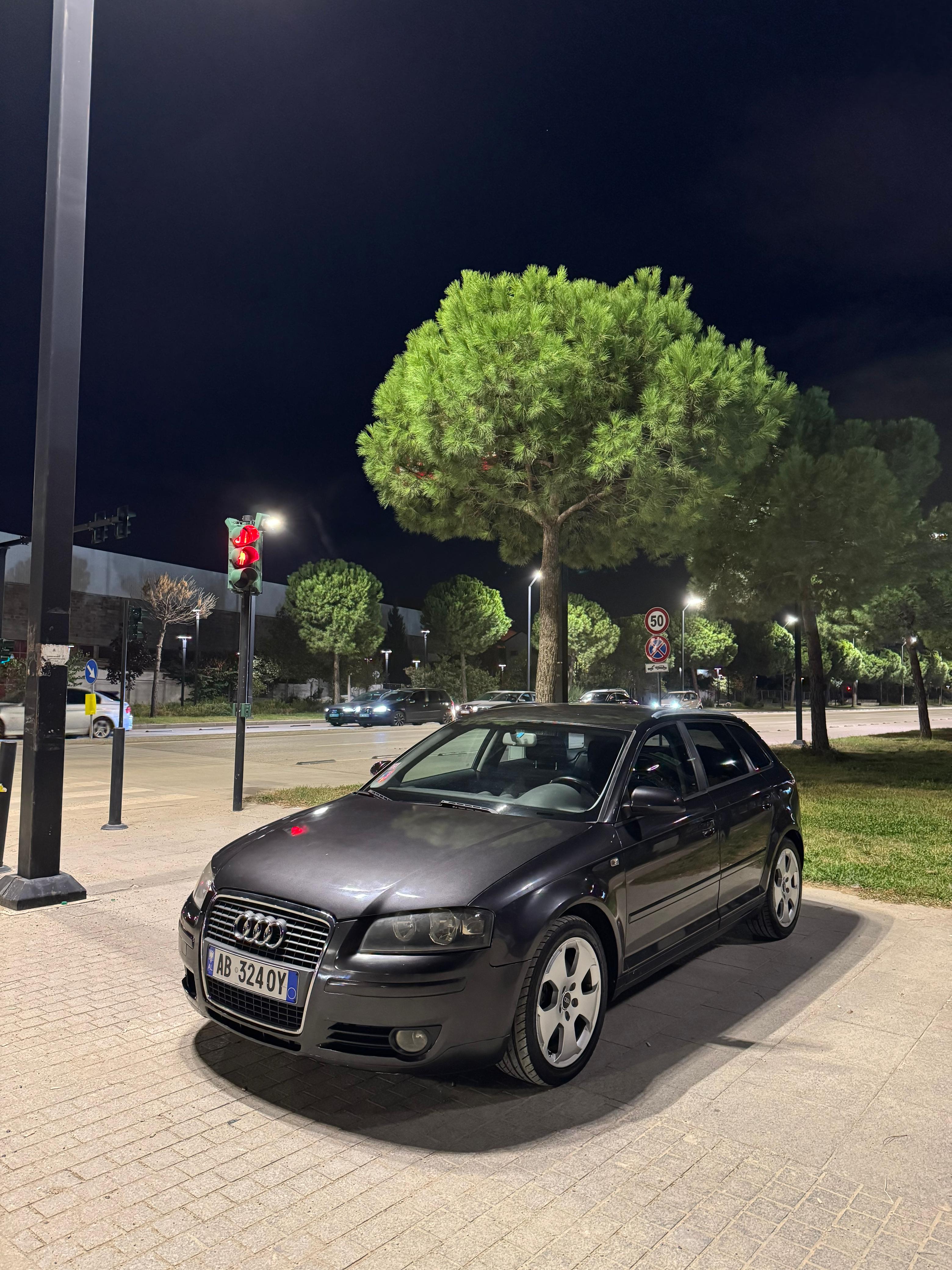 Audi A3 Sportback - side view