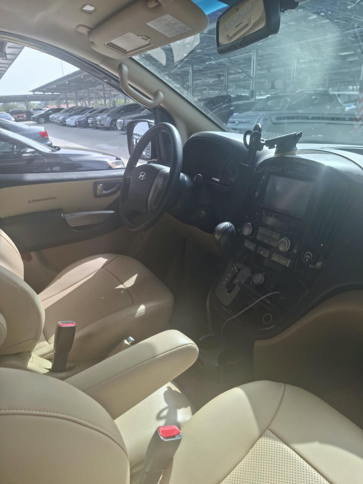 Hyundai Starex - photo 3