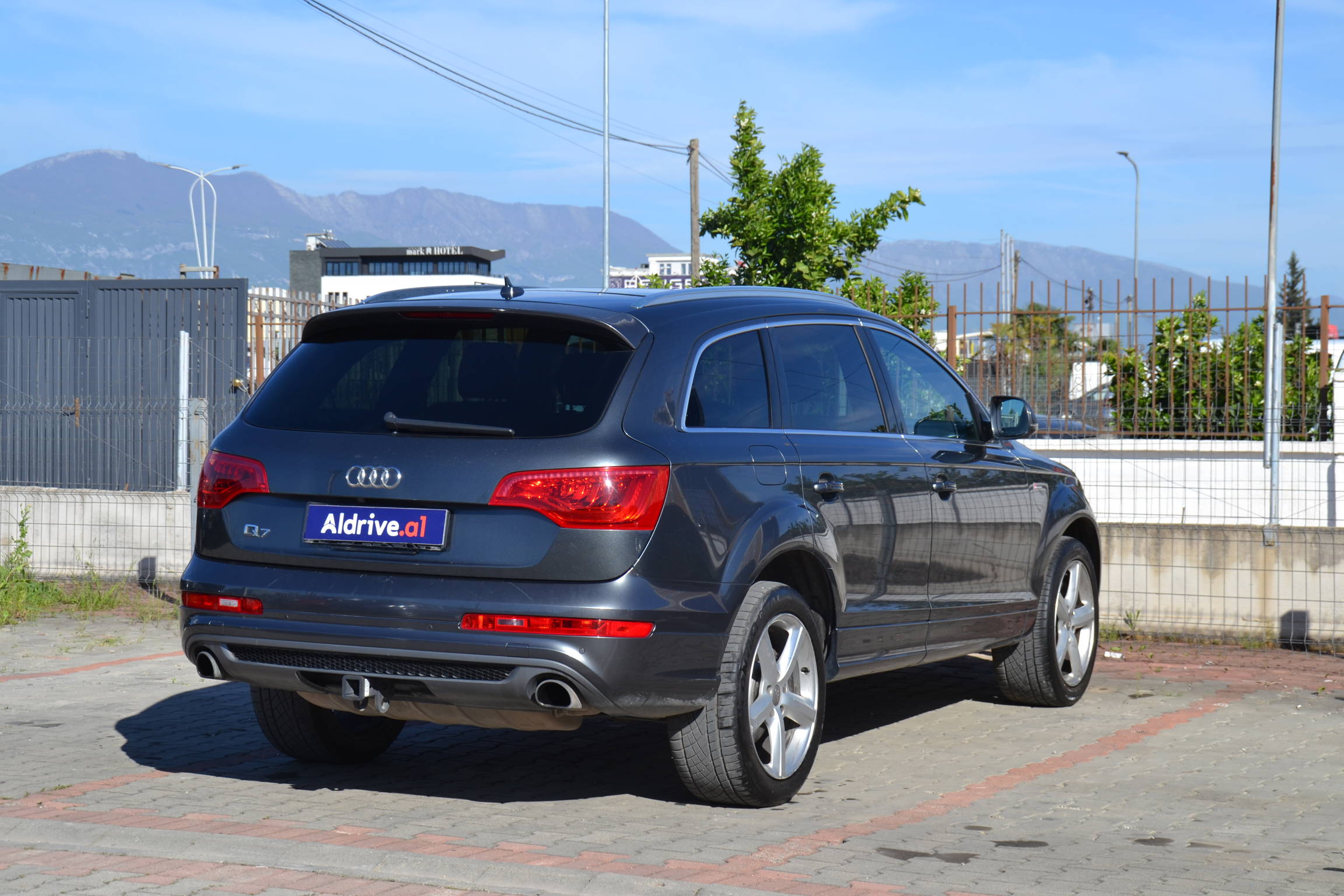 Audi Q7 - photo 4