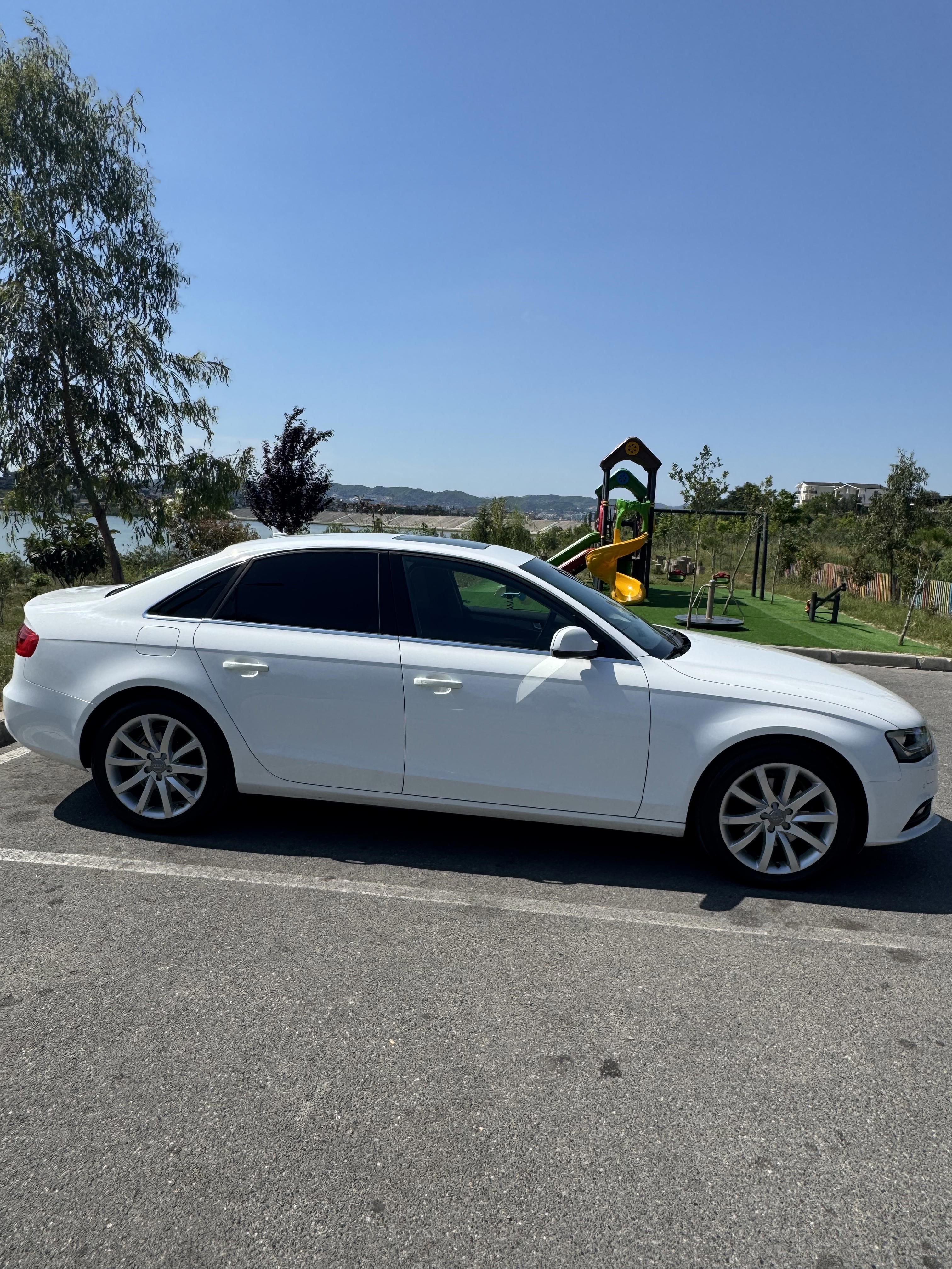 Audi A4 - side view