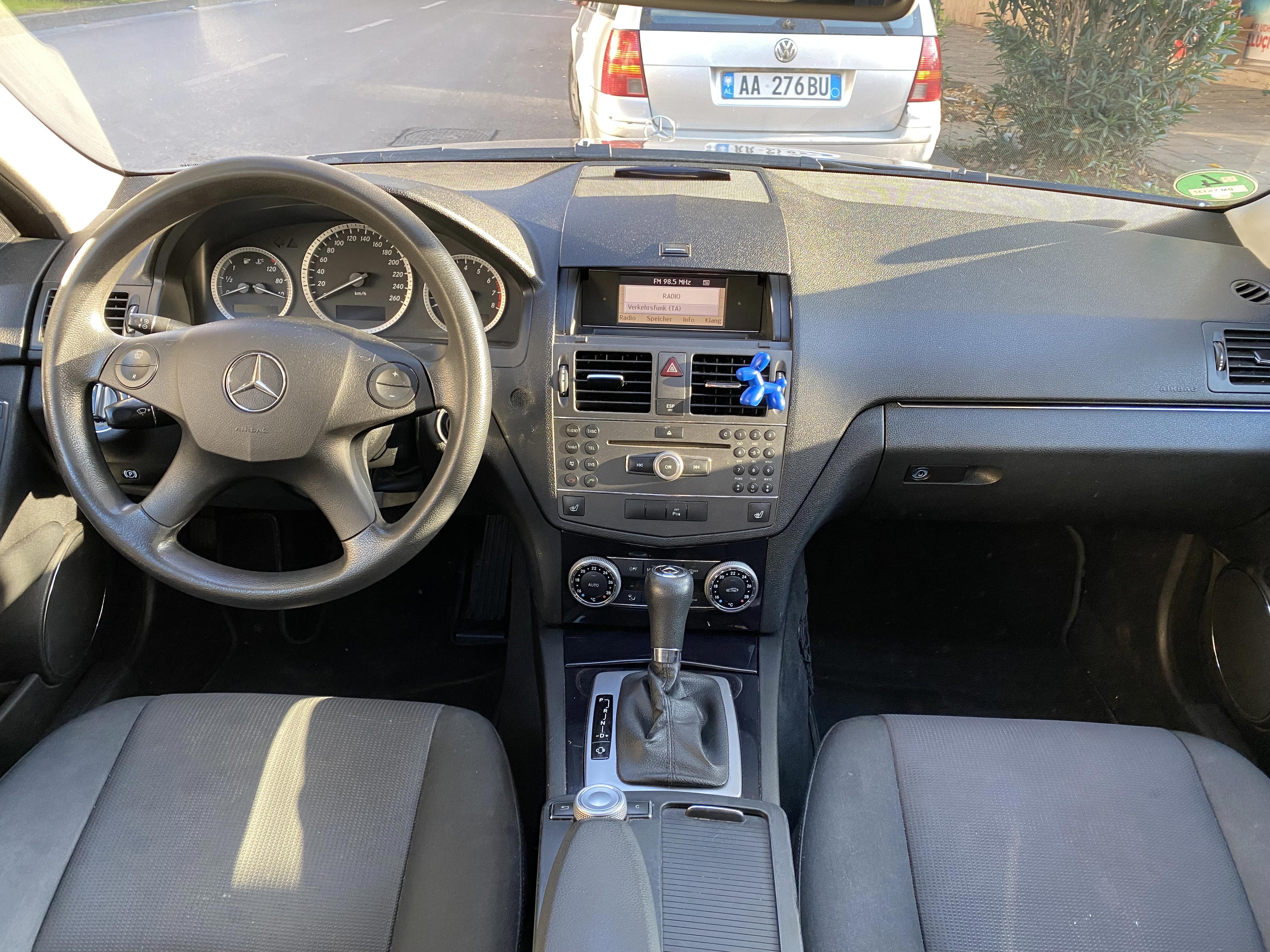 Mercedes-Benz C-Class - photo 4