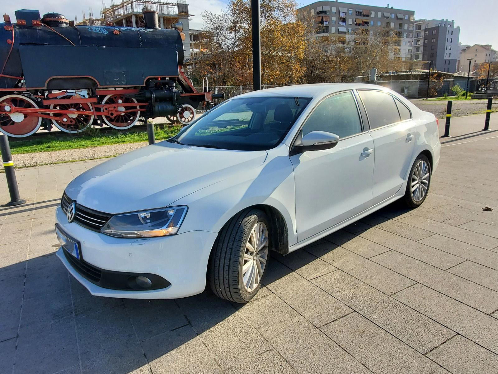 Volkswagen Jetta - photo 3