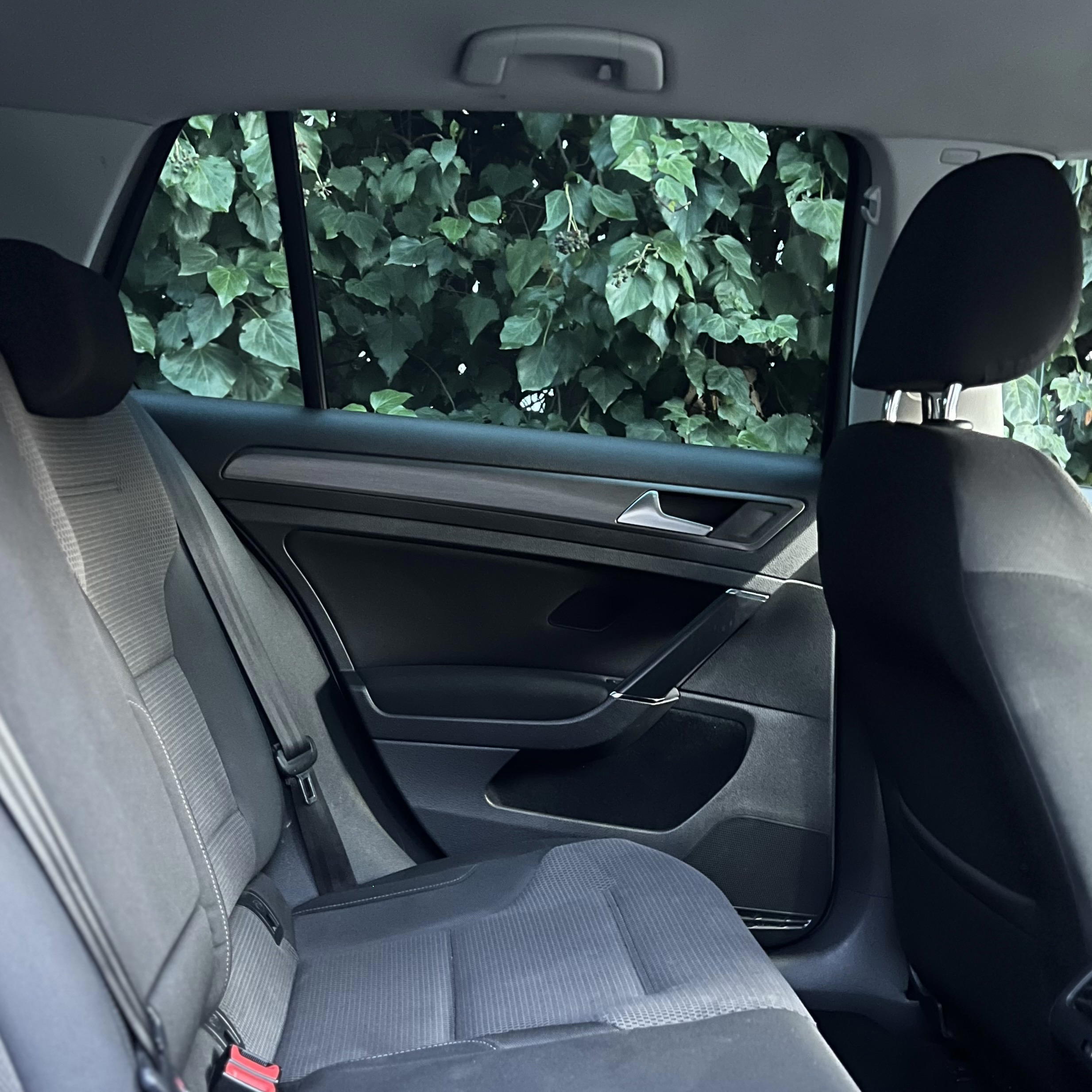 Volkswagen Golf - main photo