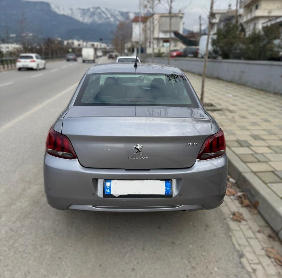 Peugeot 301 - photo 4