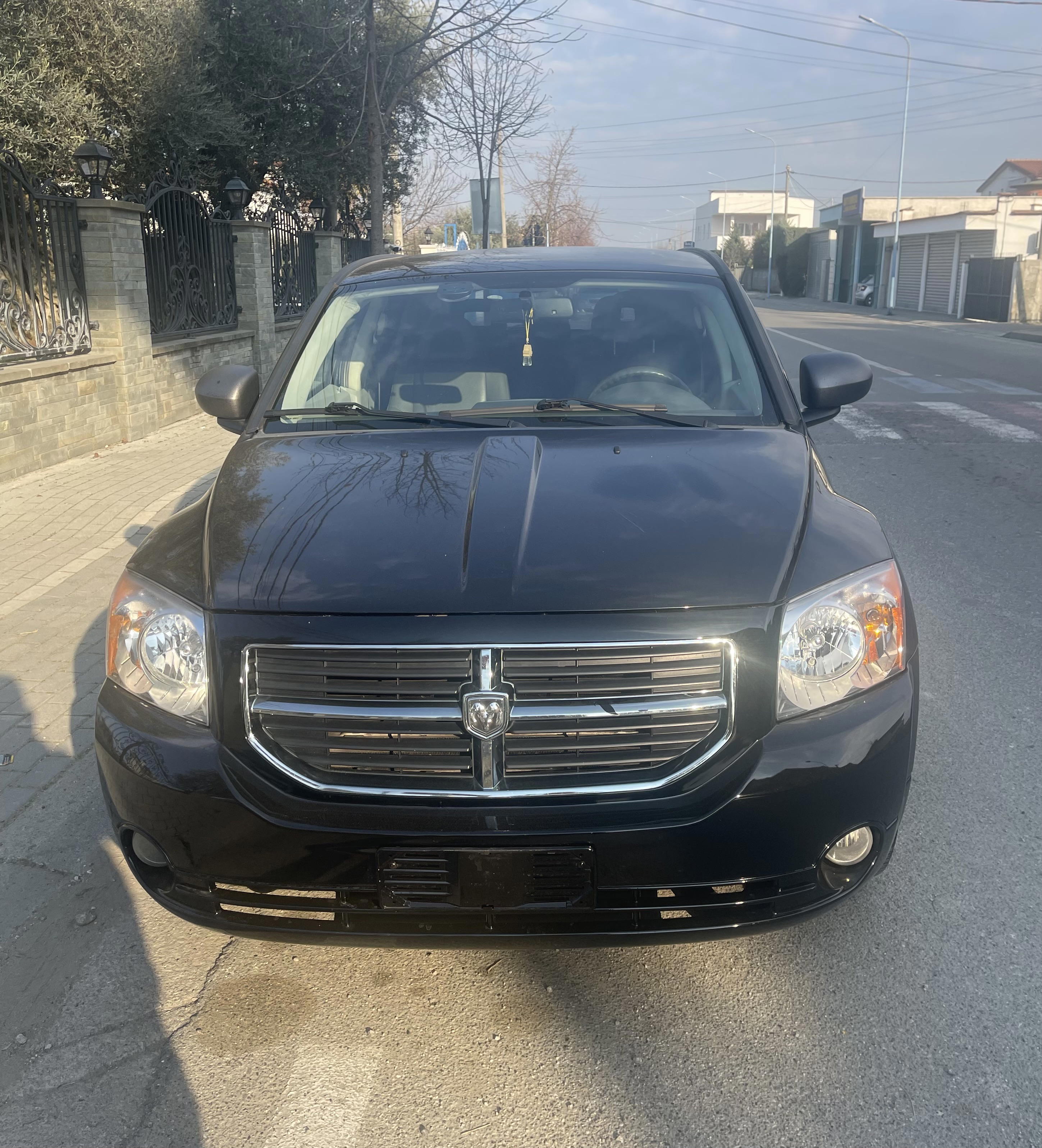 Dodge Caliber - main photo