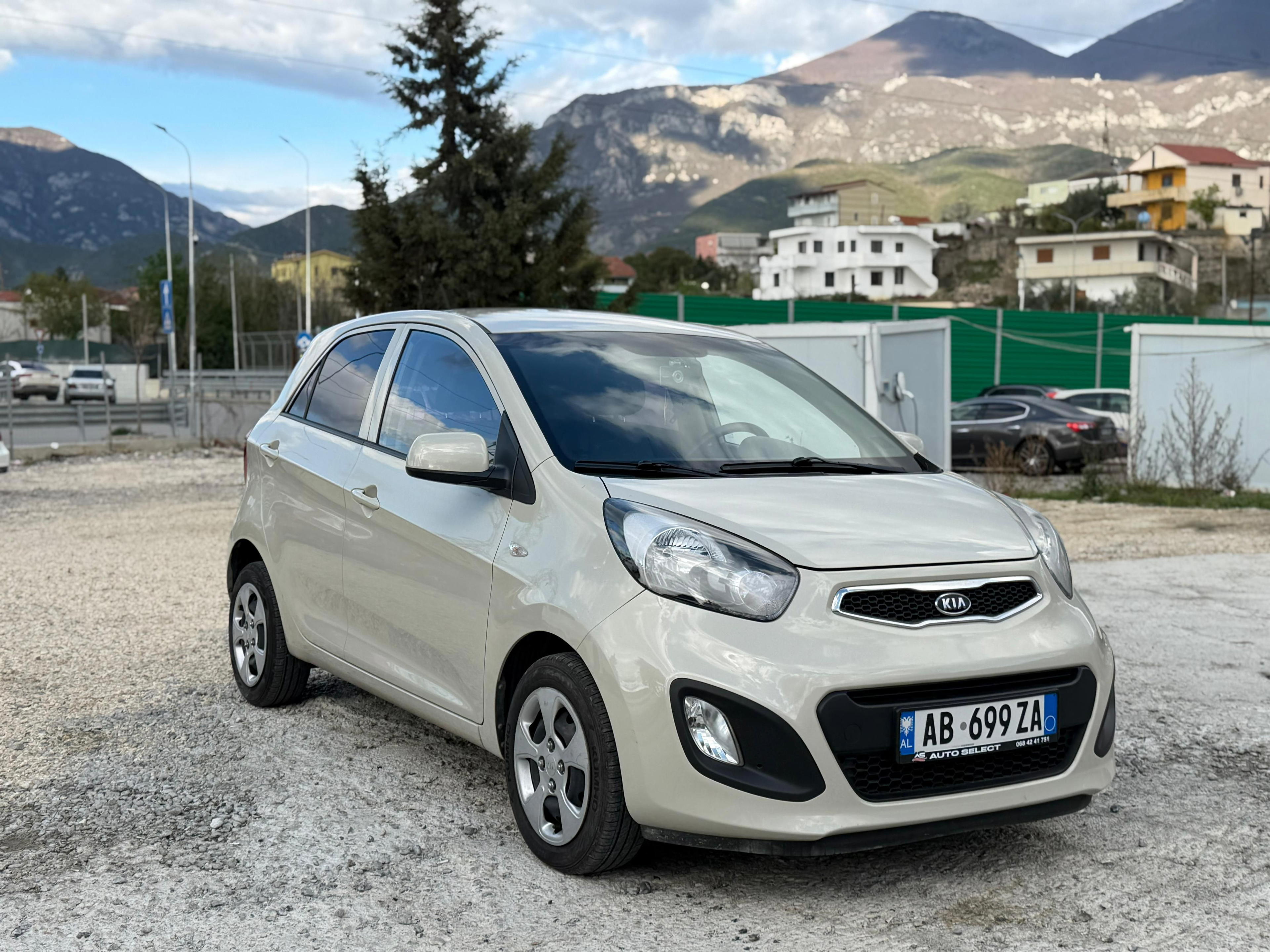Hyundai i10 - photo 3