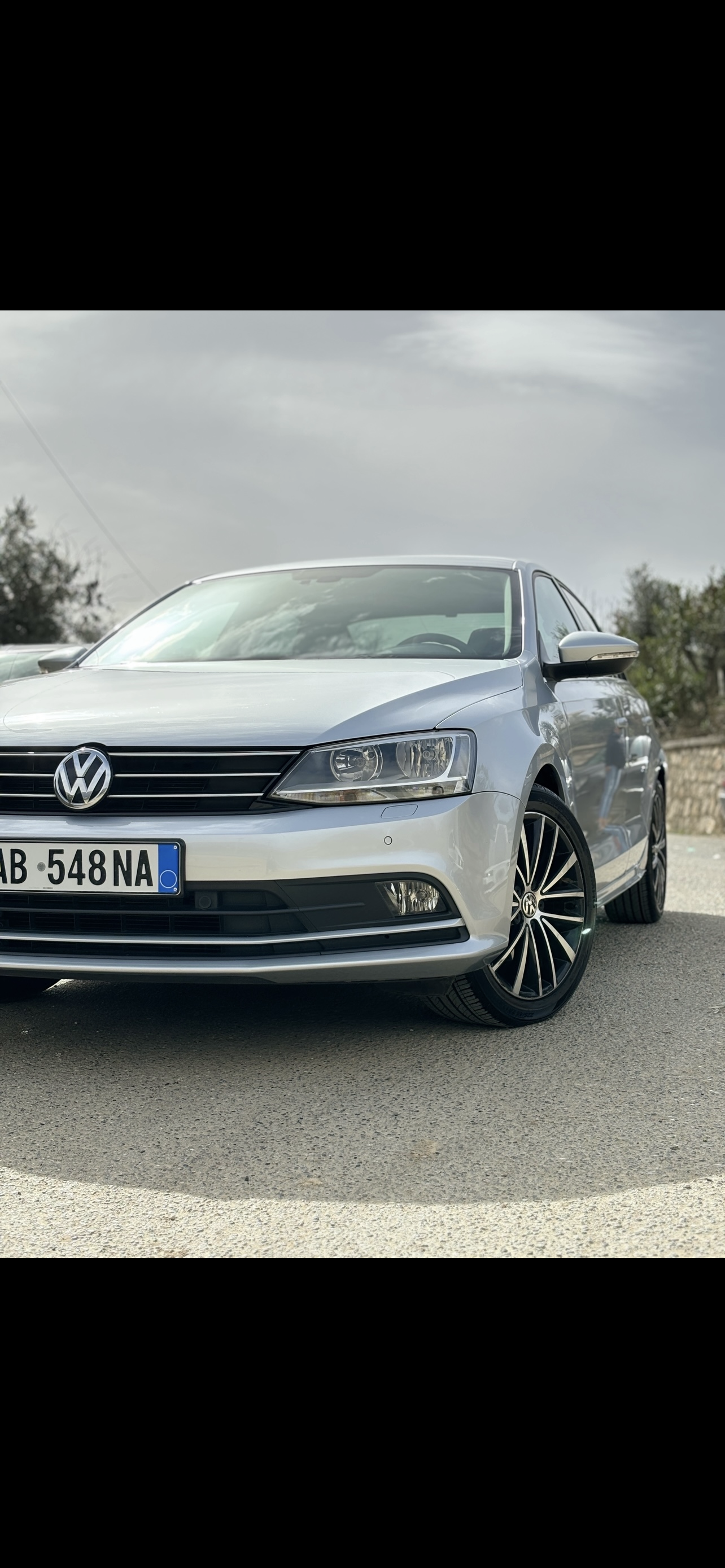 Volkswagen Jetta - main photo