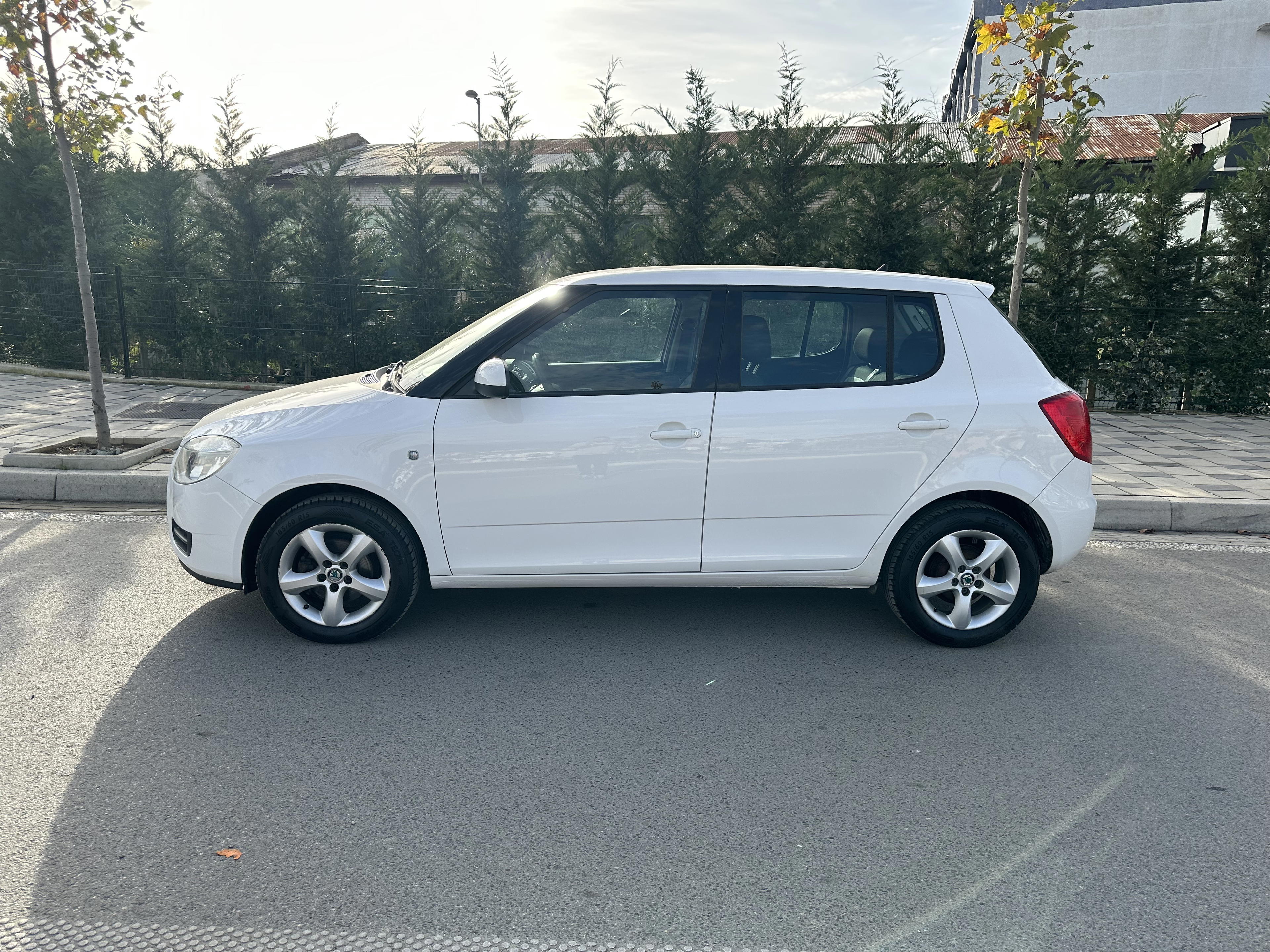 Skoda Fabia - photo 3