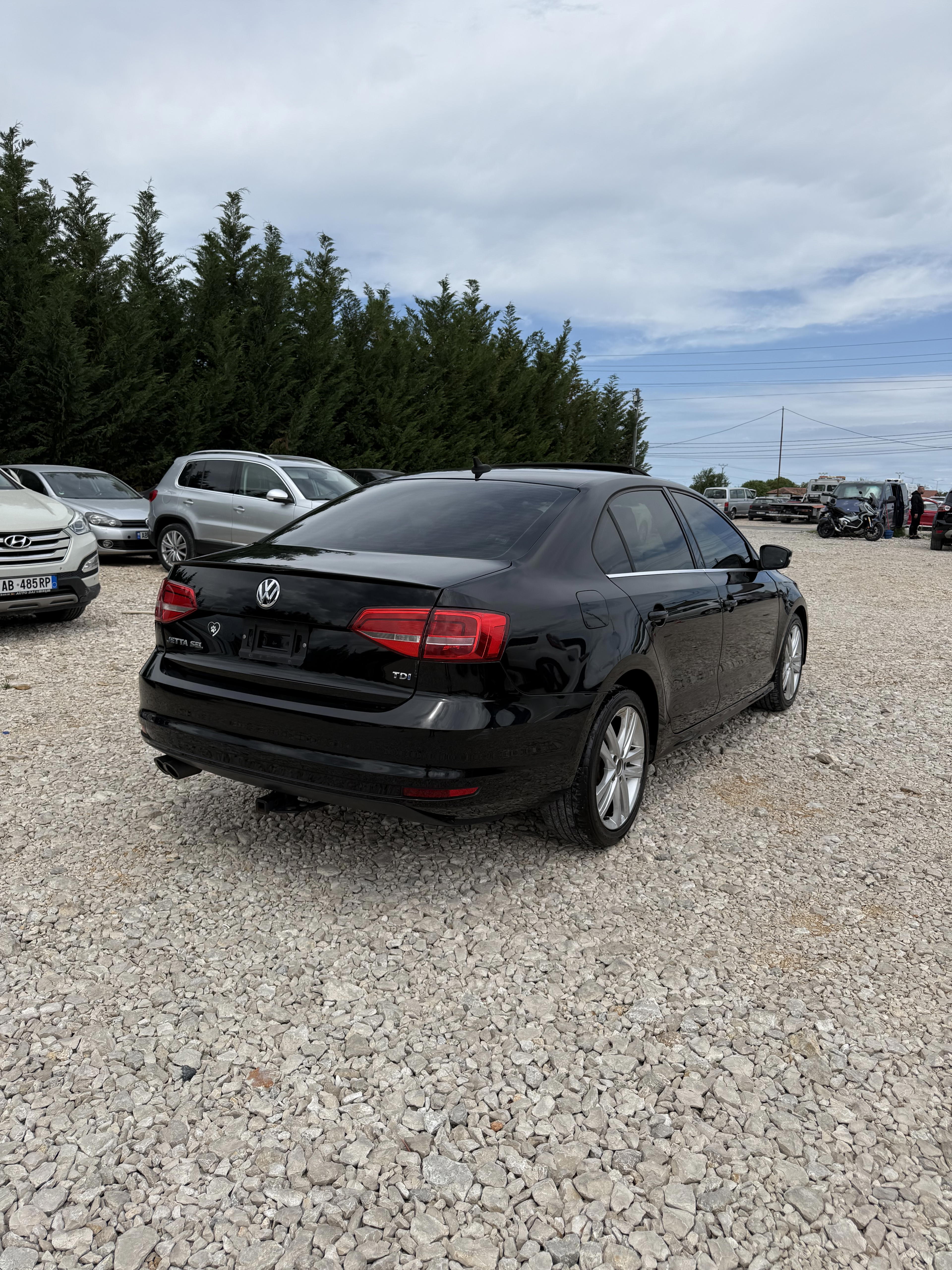 Volkswagen Jetta - photo 3