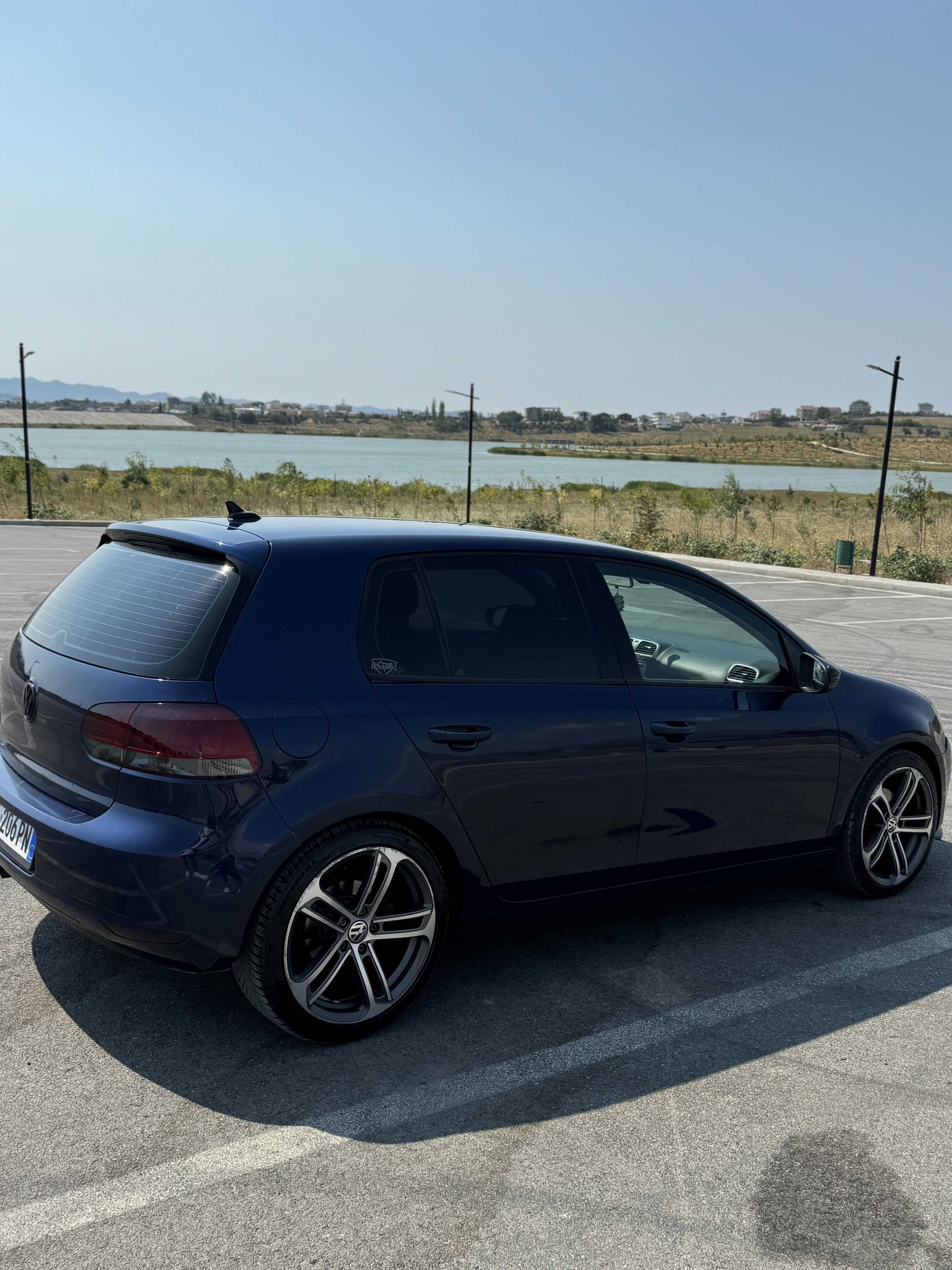 Volkswagen Golf - photo 4