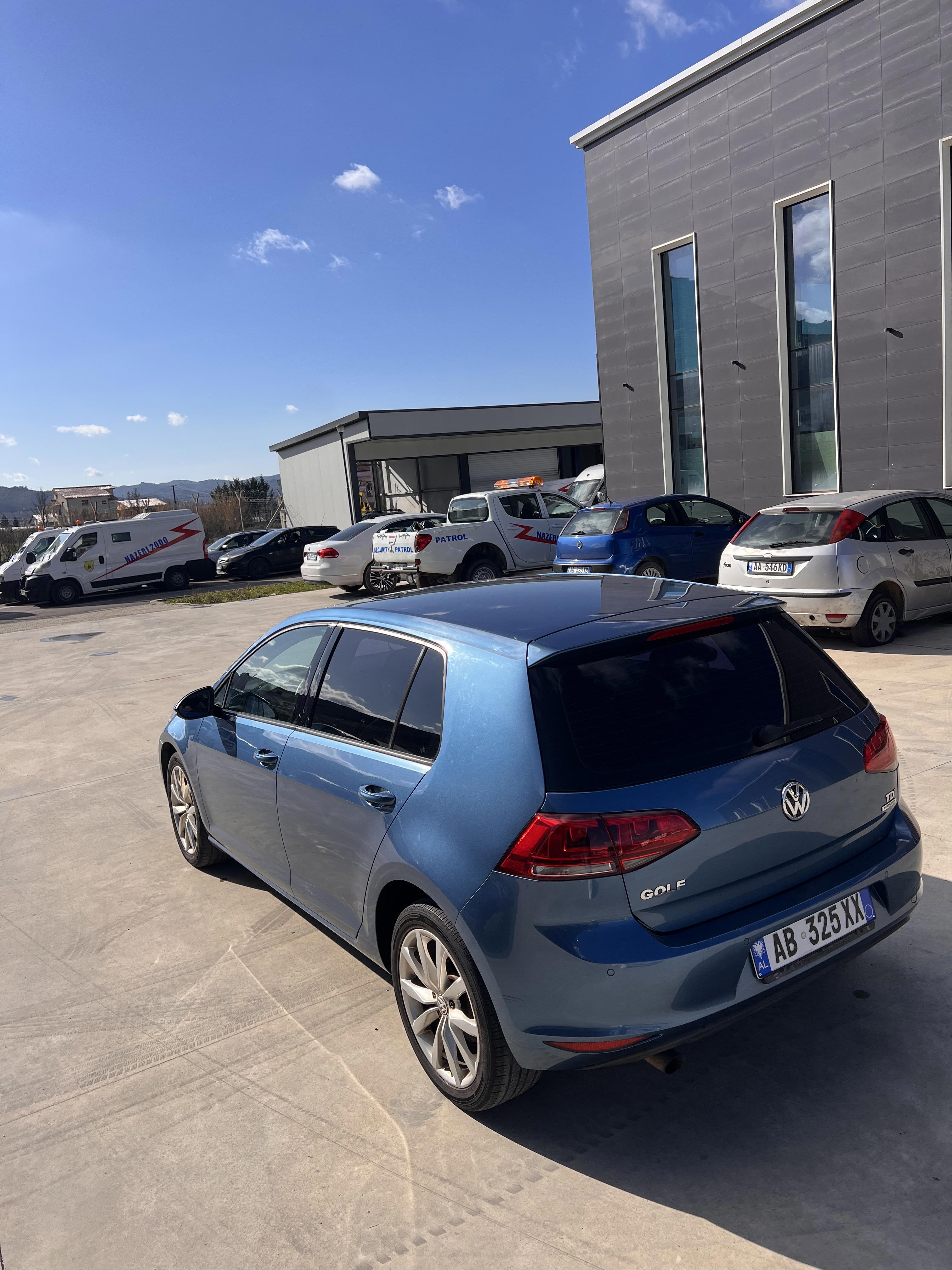 Volkswagen Golf - photo 4