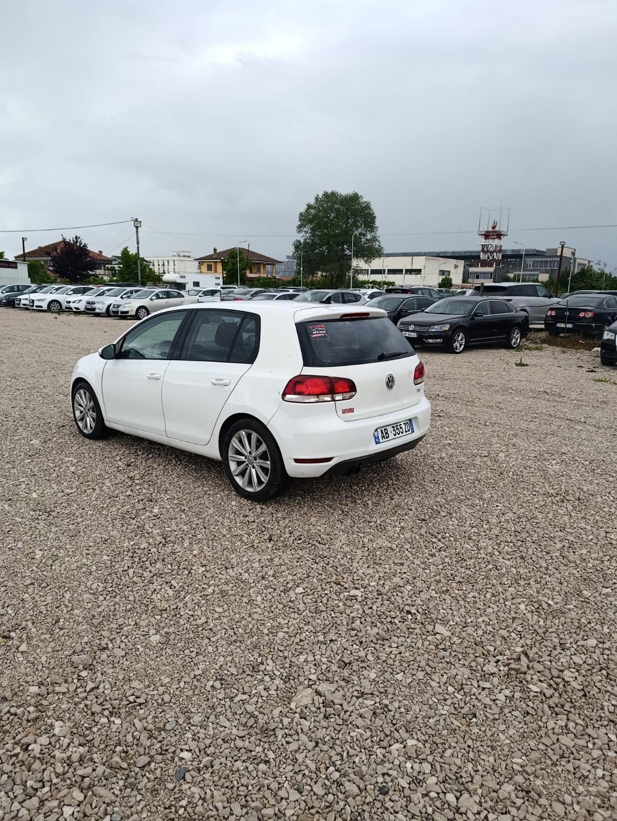 Volkswagen Golf - photo 3