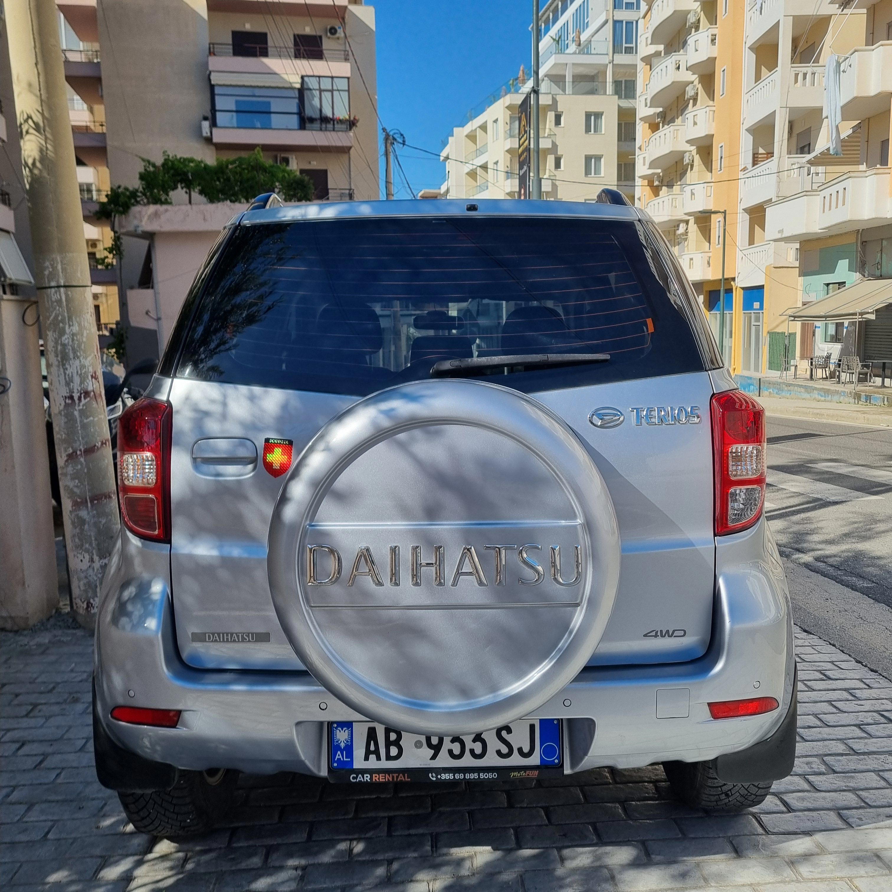 Daihatsu Rocky - main photo