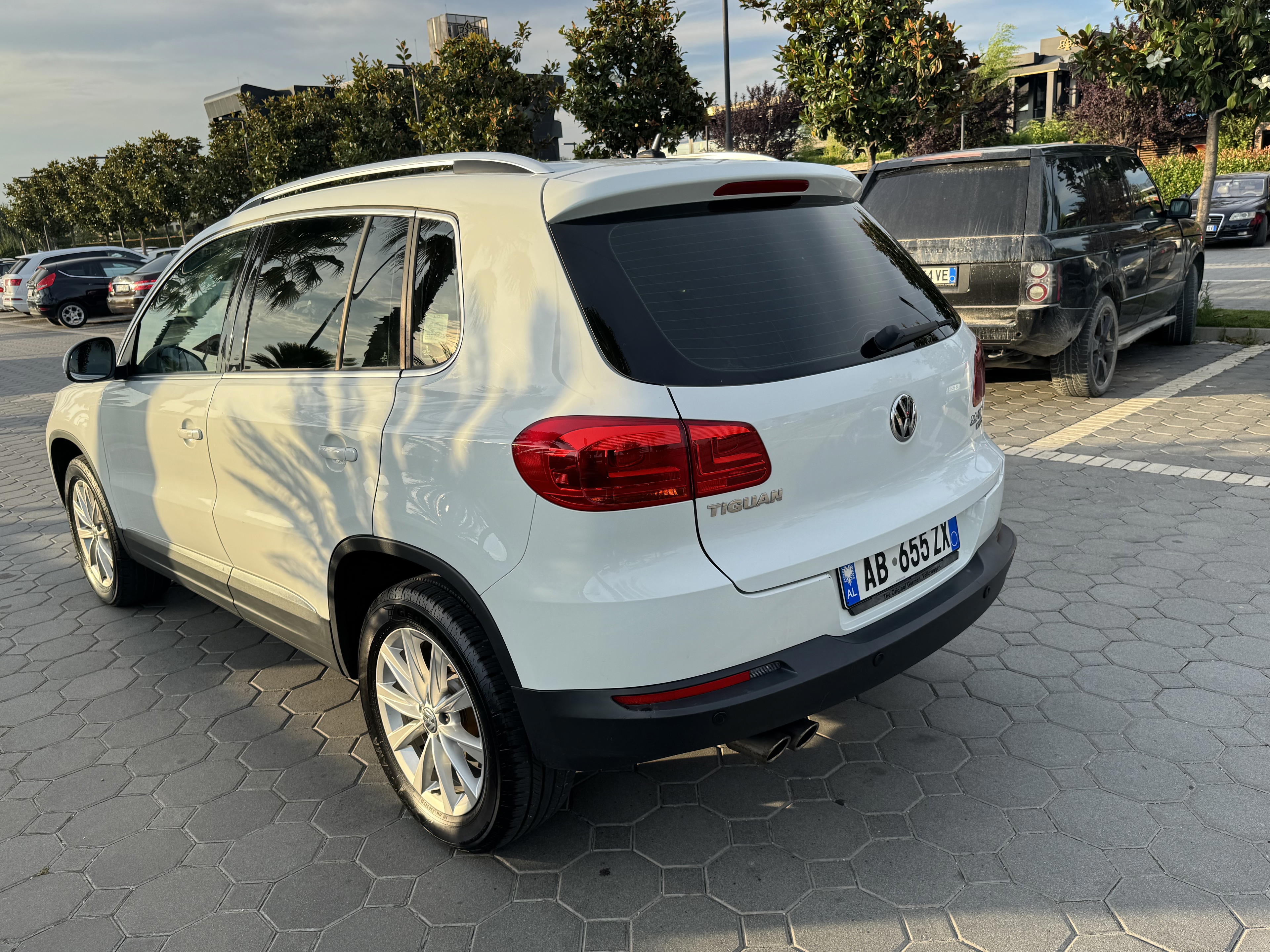 Volkswagen Tiguan - photo 4