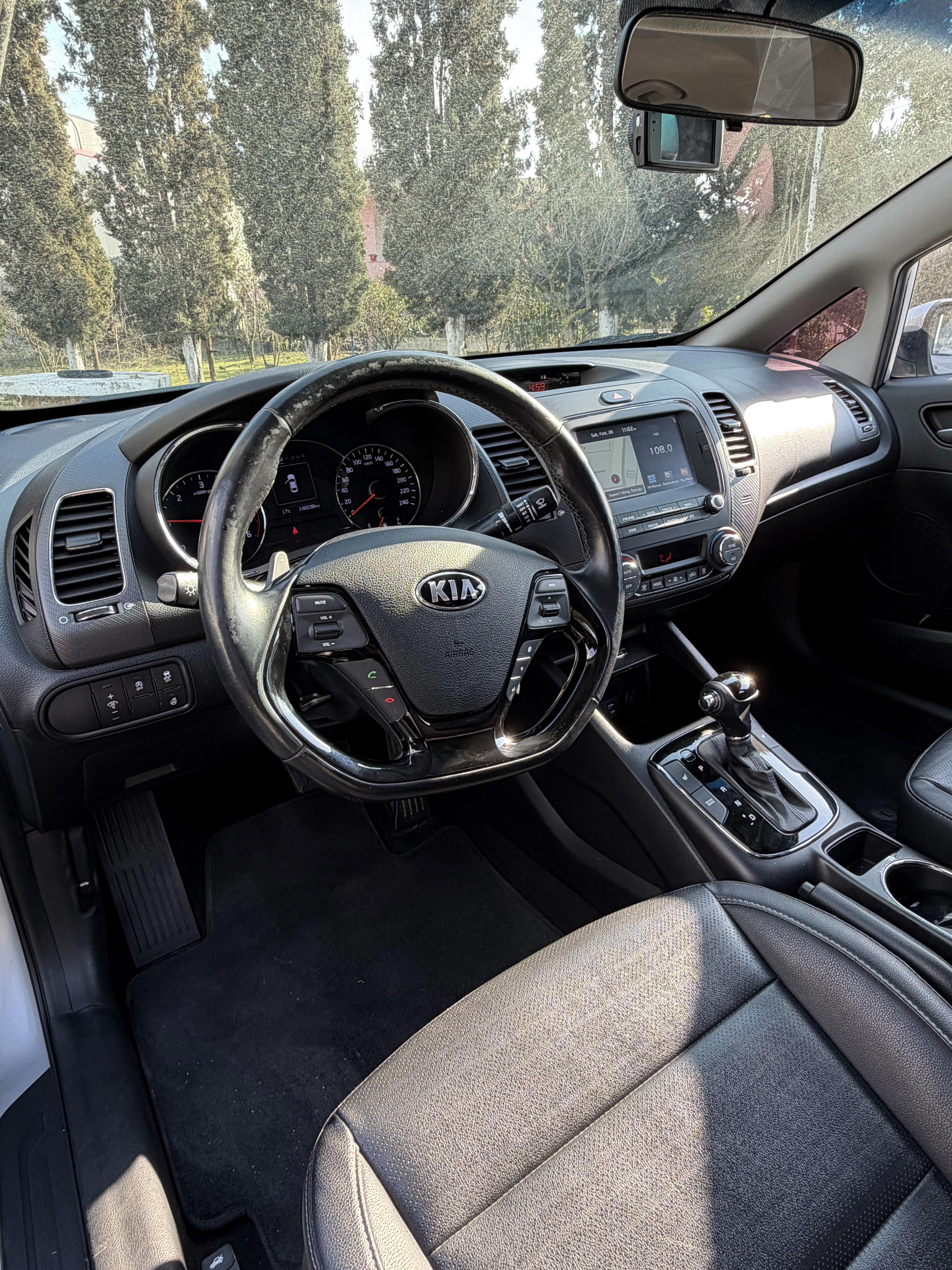 Kia K3 - photo 4