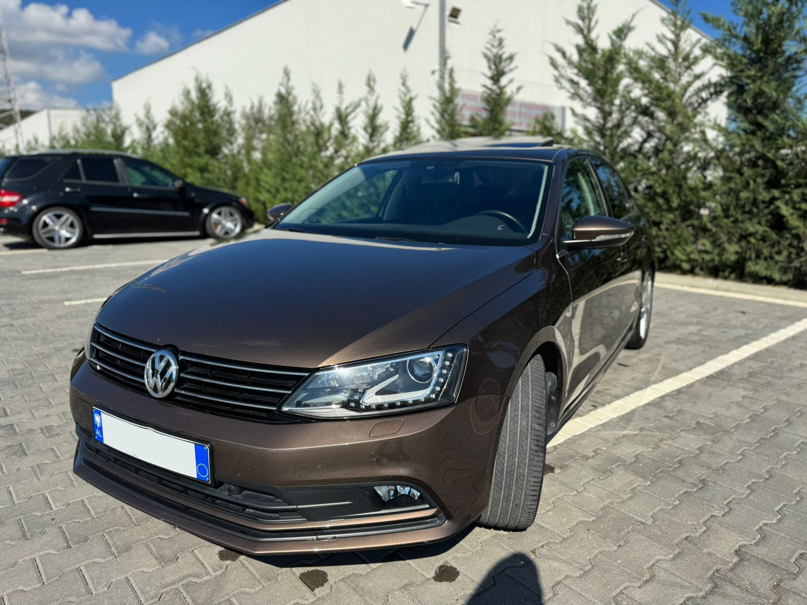 Volkswagen Jetta - main photo
