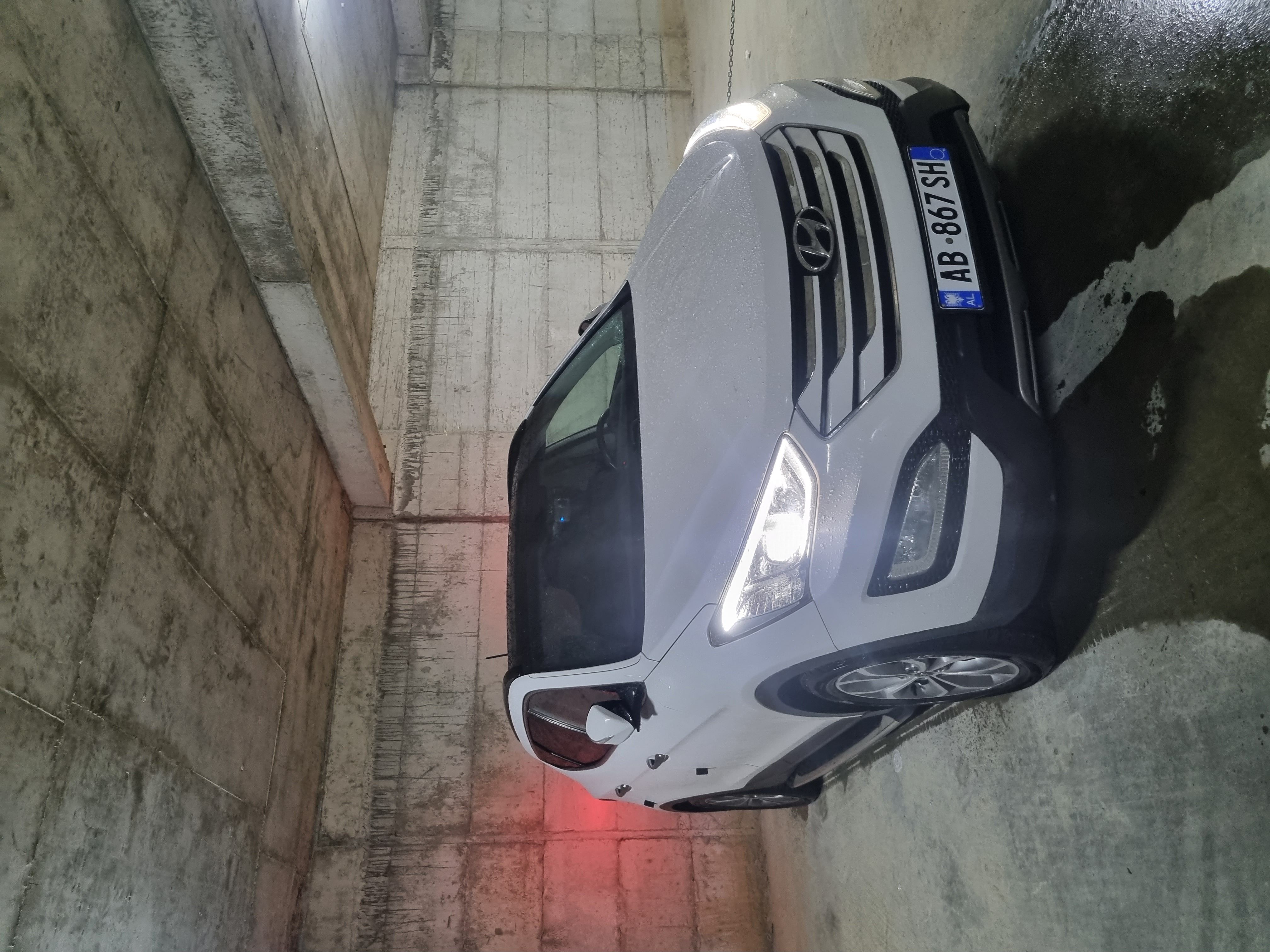 Hyundai Santa Fe - photo 4