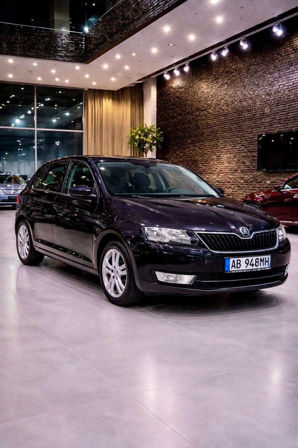 Skoda Octavia - side view