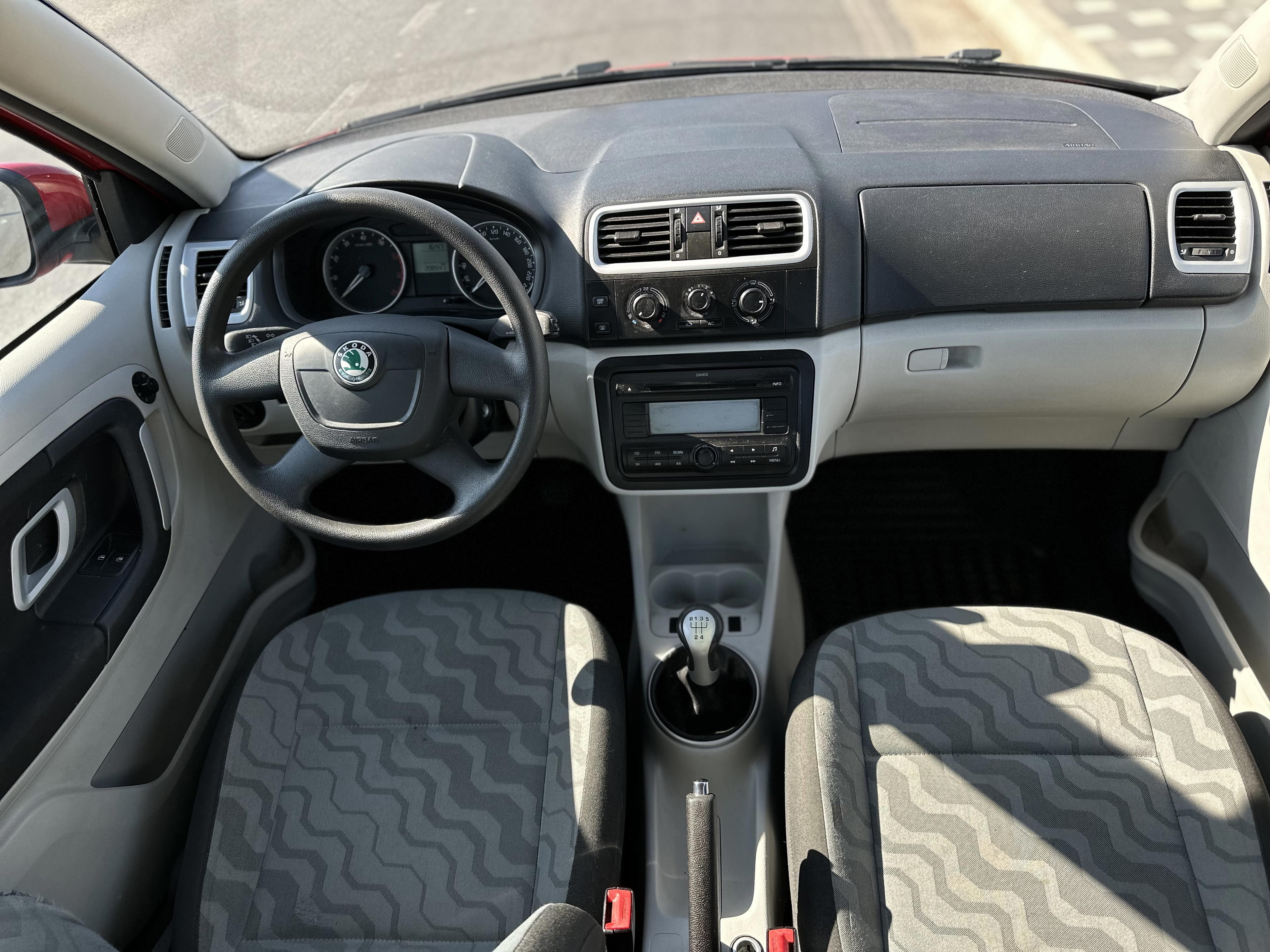 Skoda Fabia - photo 4