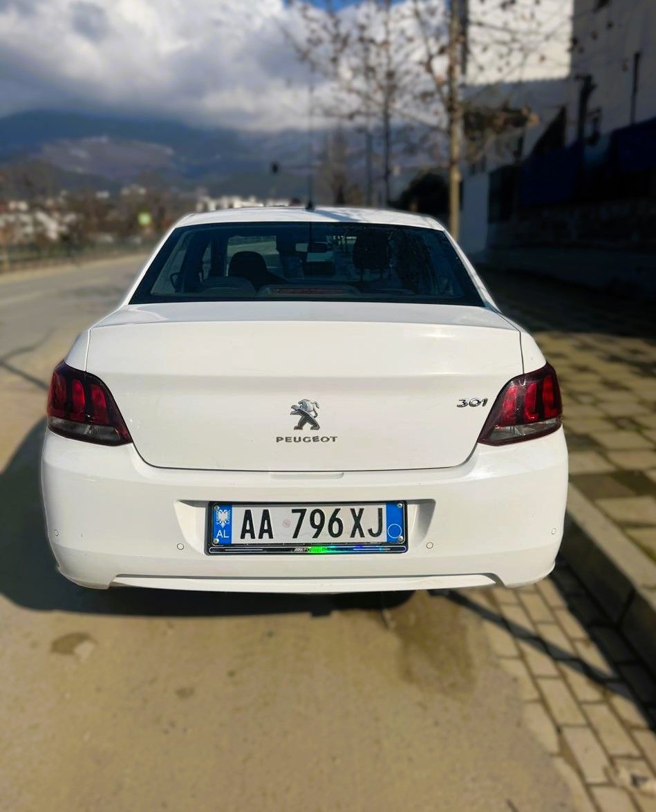 Peugeot 301 - photo 3