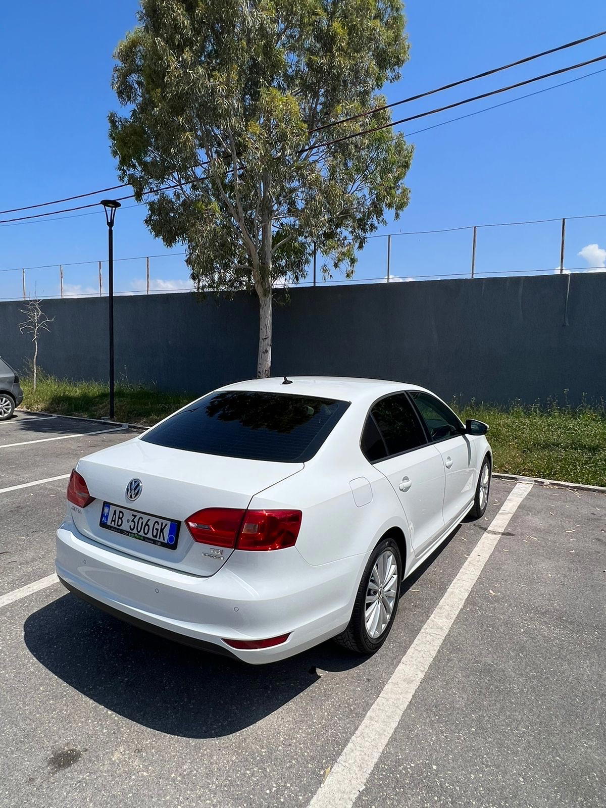 Volkswagen Jetta - photo 3