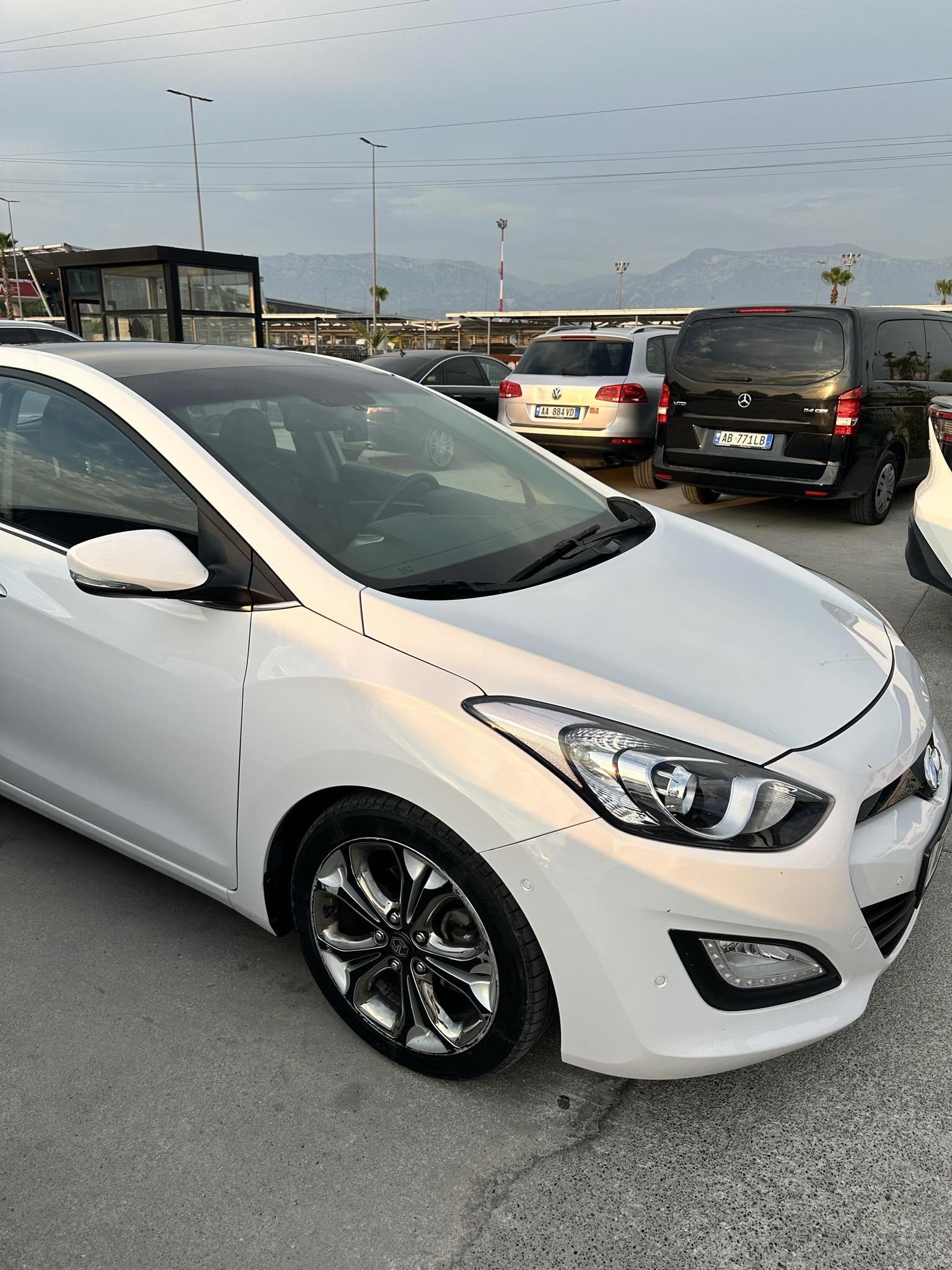 Hyundai I30 - photo 4