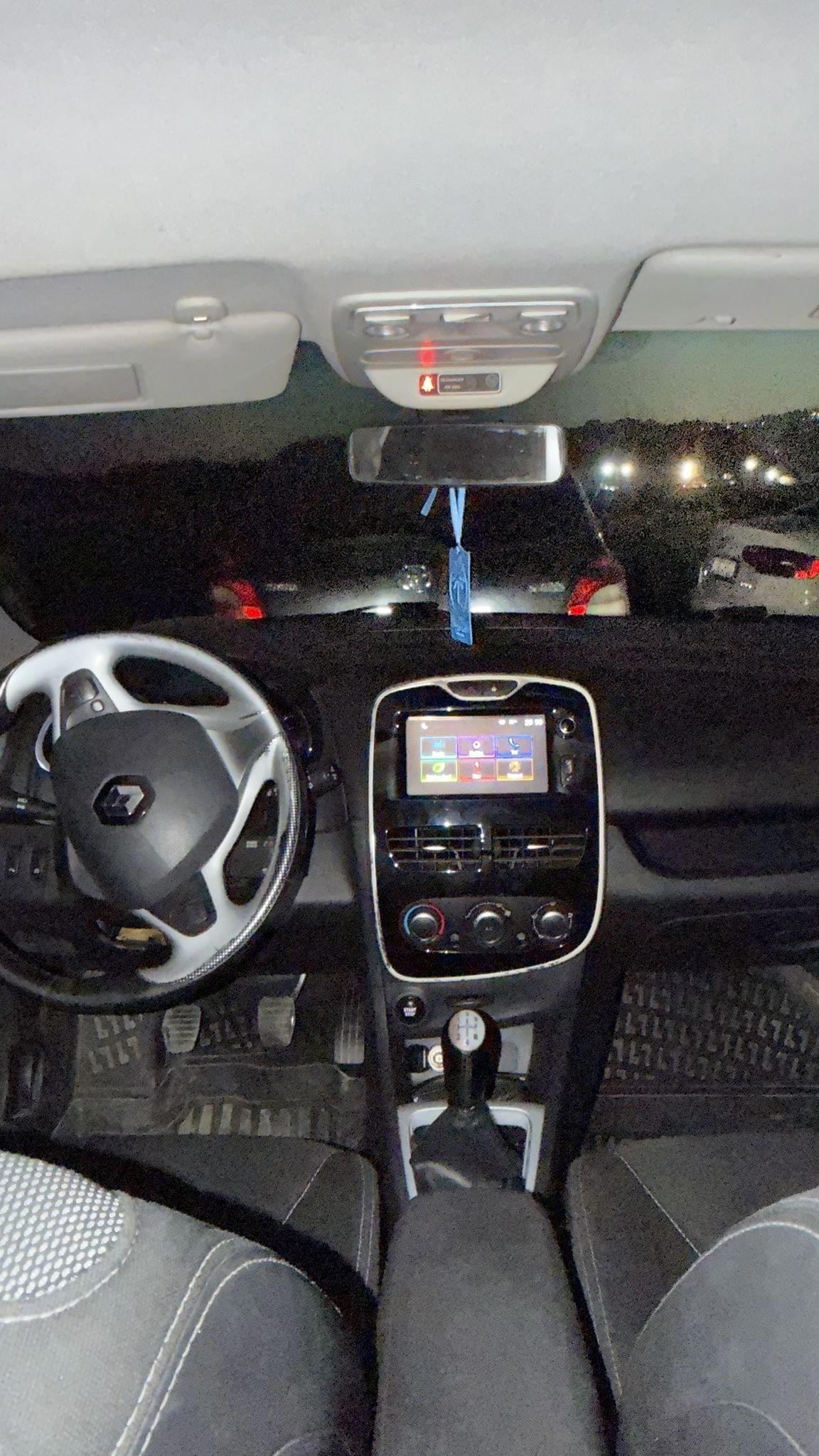 Renault Clio - photo 4