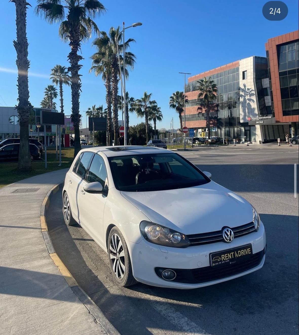 Volkswagen Golf - main photo