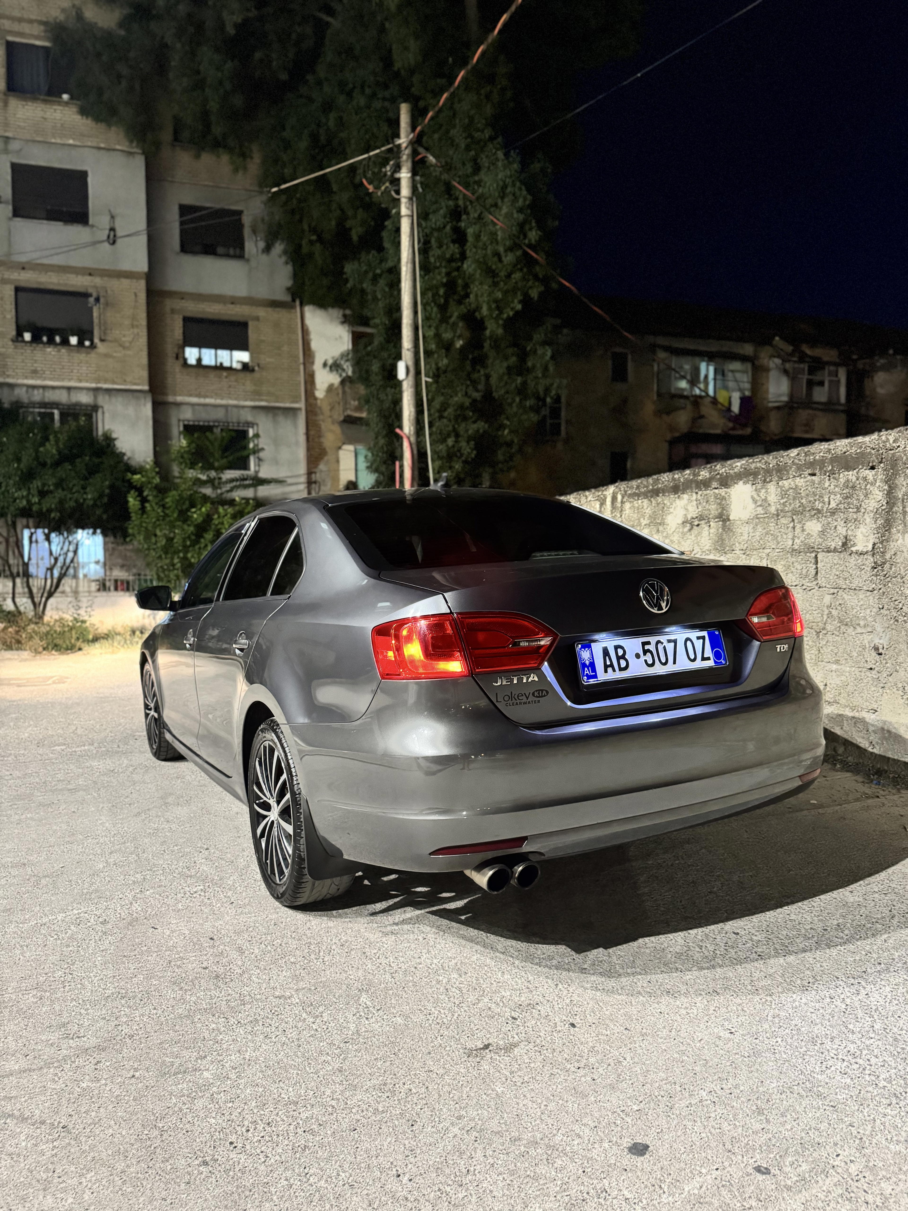 Volkswagen Jetta - photo 3