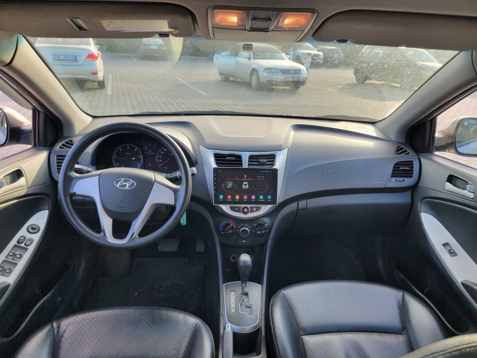 Hyundai Accent - photo 4