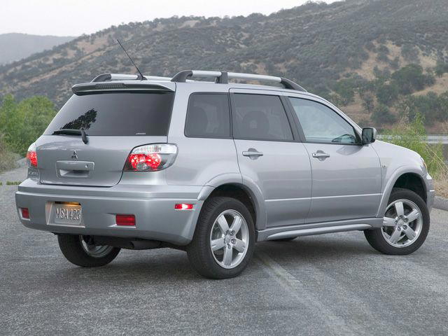 Mitsubishi Outlander - photo 4