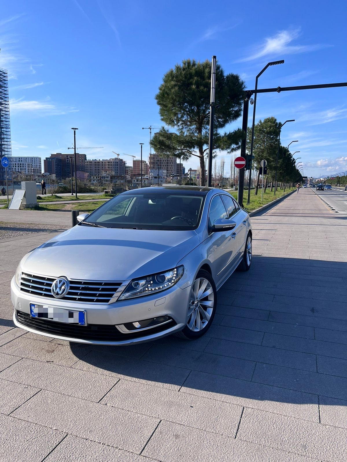 Volkswagen CC - main photo