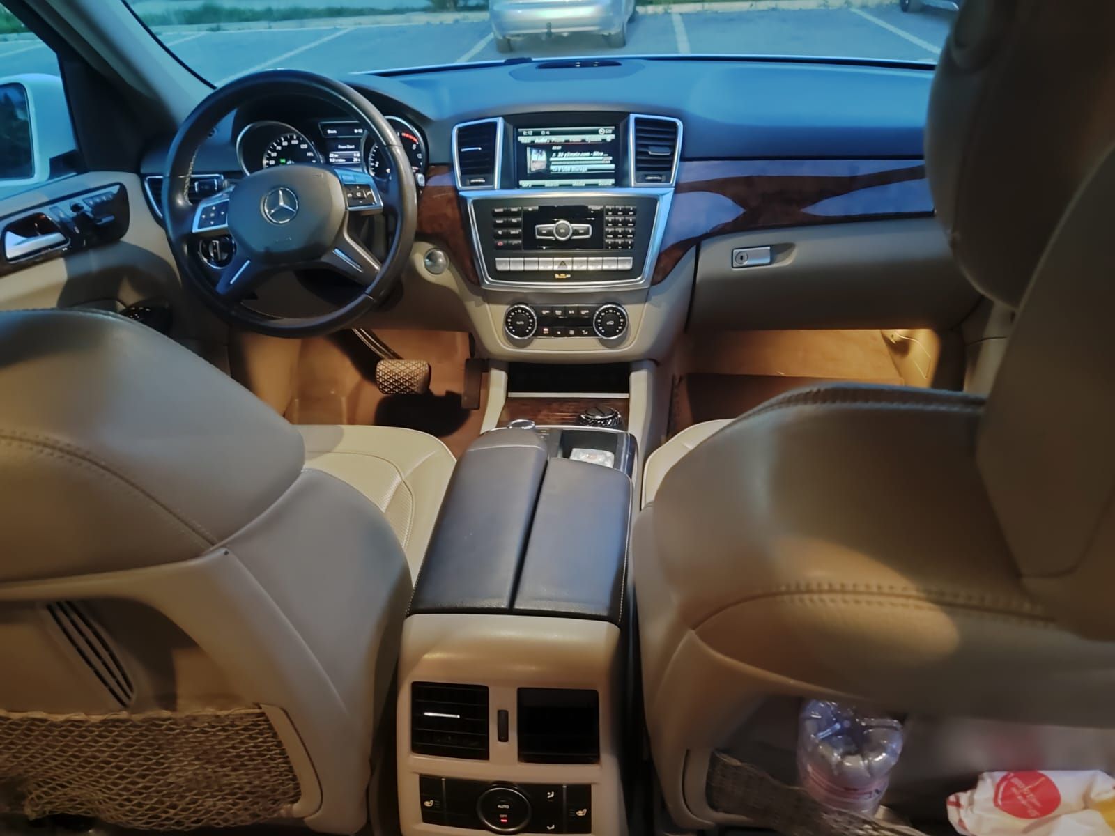 Mercedes-Benz ML Class - side view