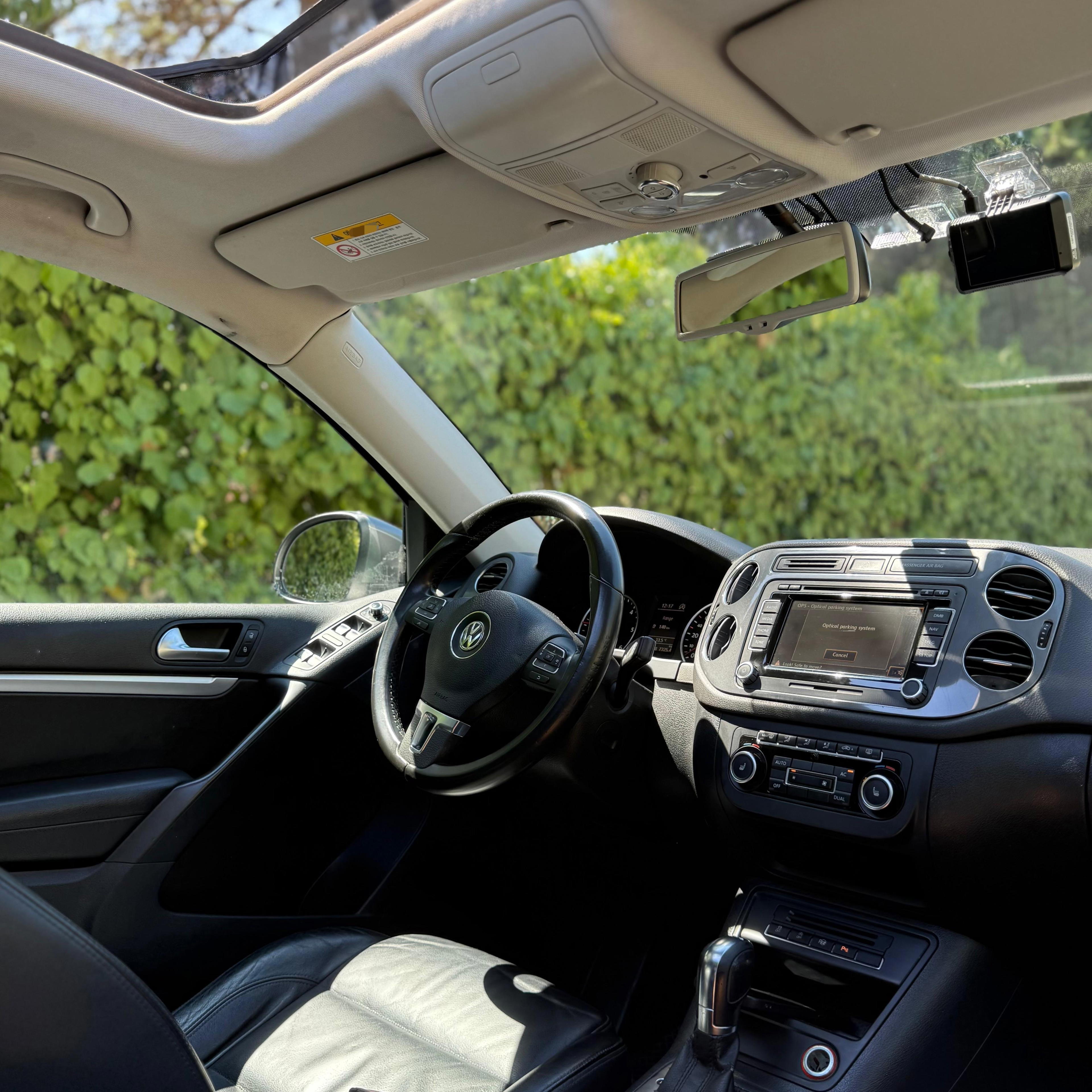 Volkswagen Tiguan - photo 4
