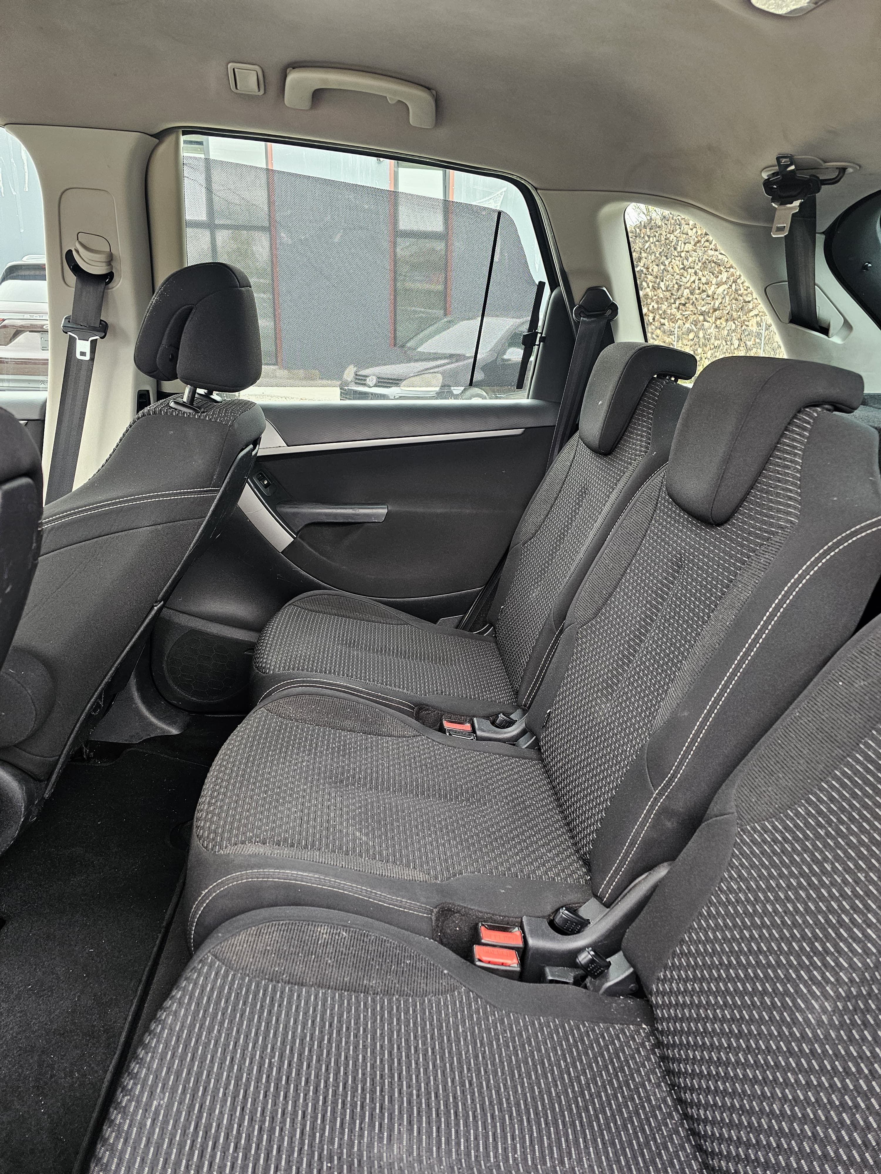 Citroen C4 - photo 4