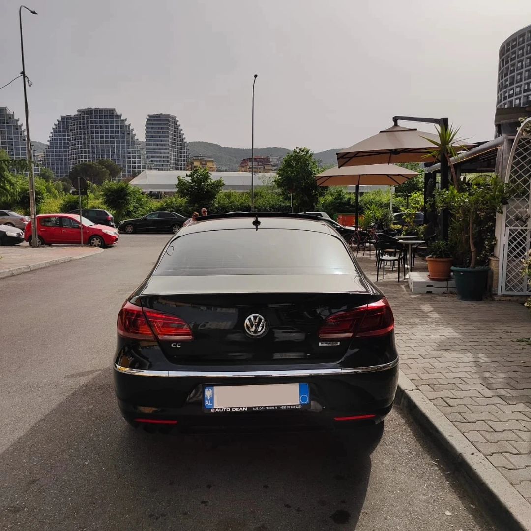 Volkswagen CC - side view