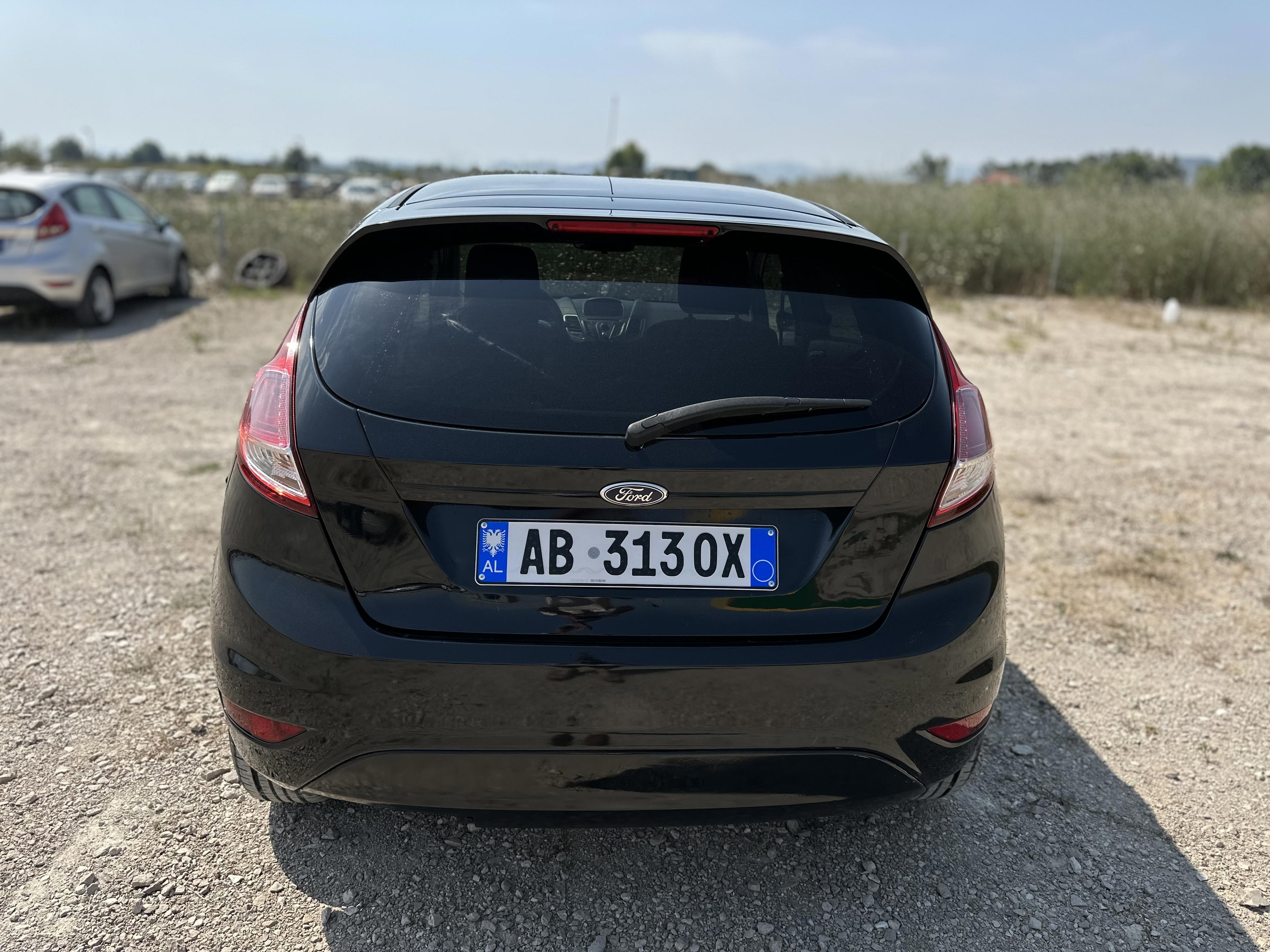 Ford Fiesta - photo 3