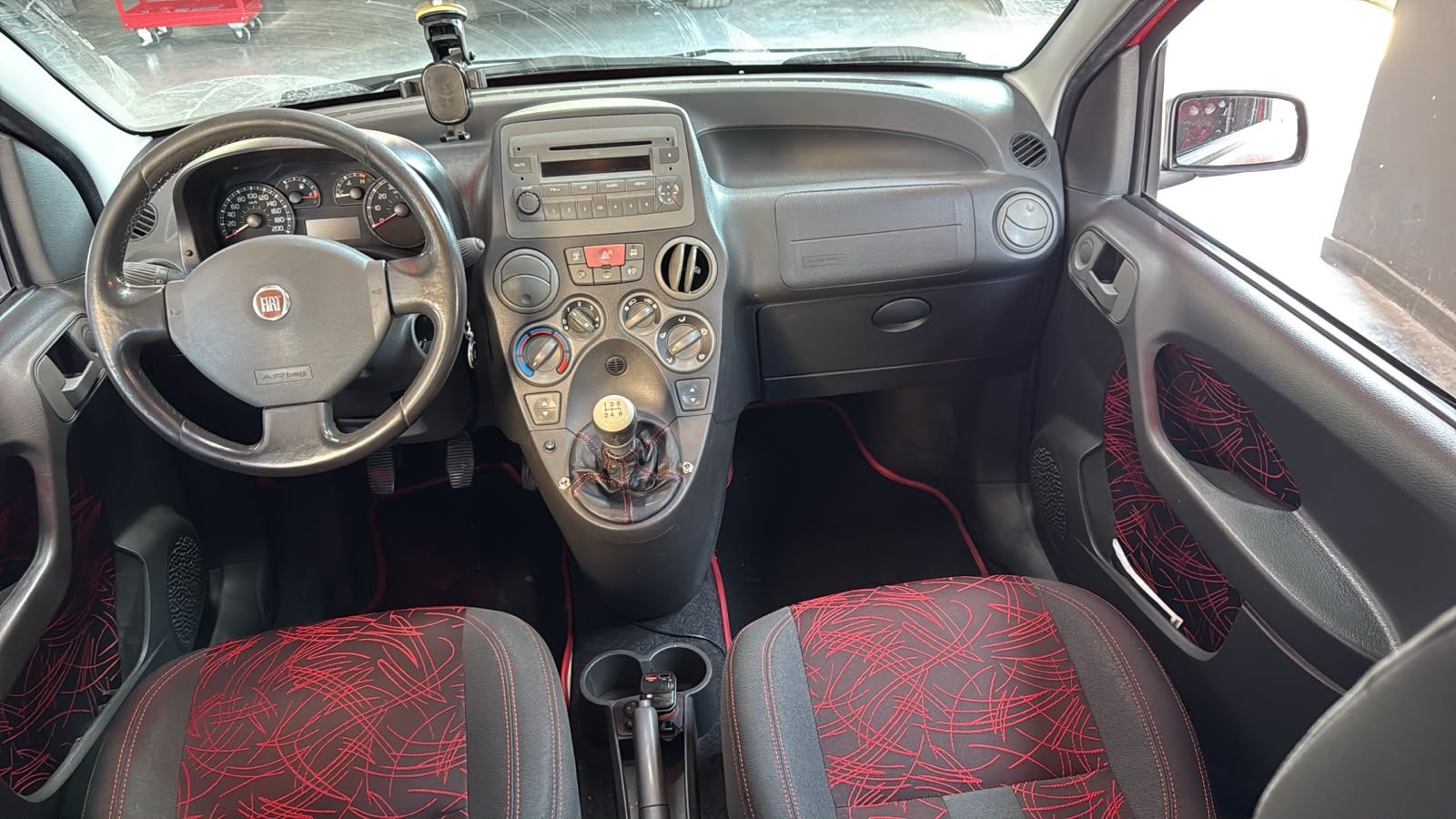 FIAT Panda 4x4 - side view