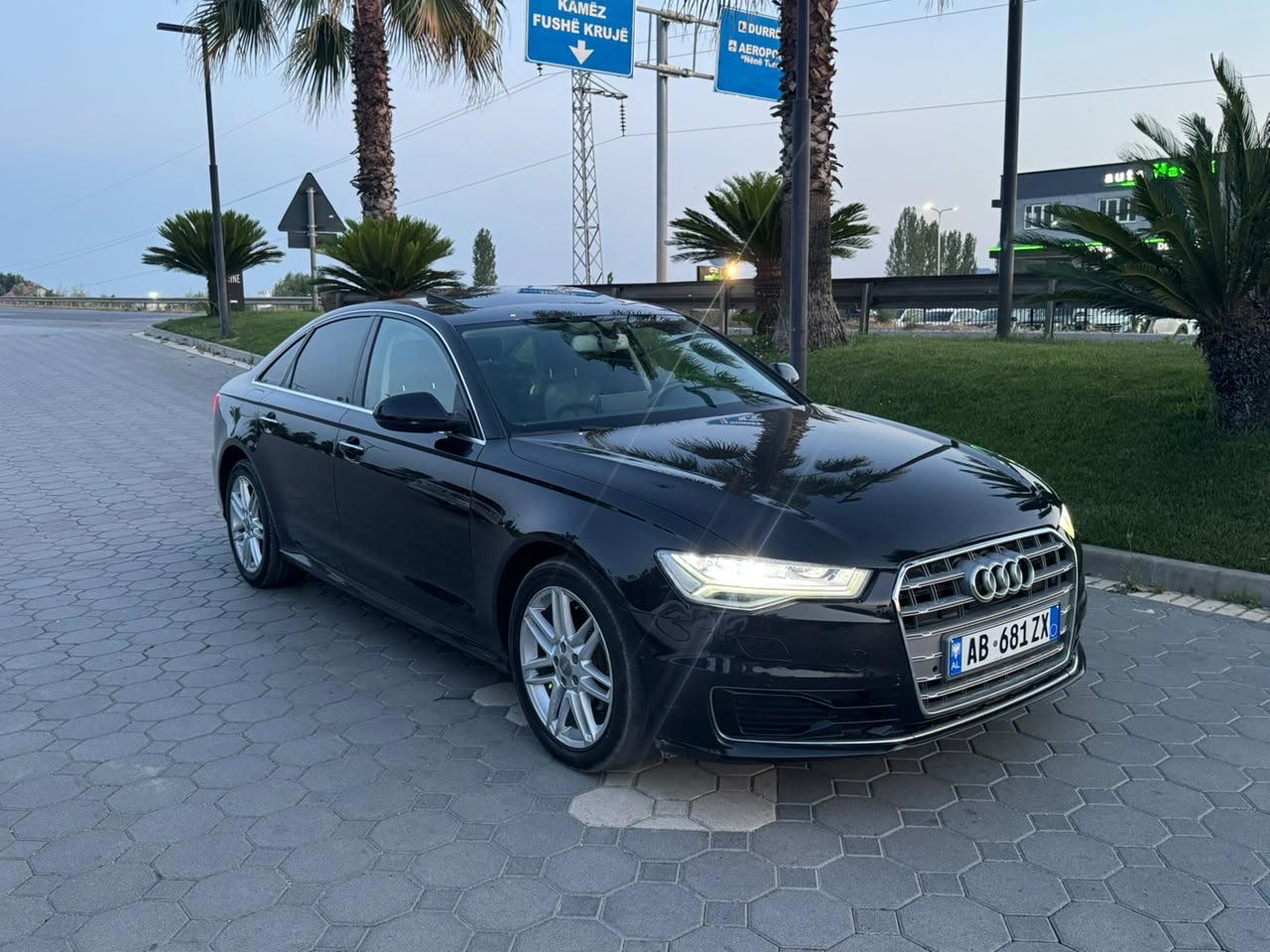 Audi A6 - main photo