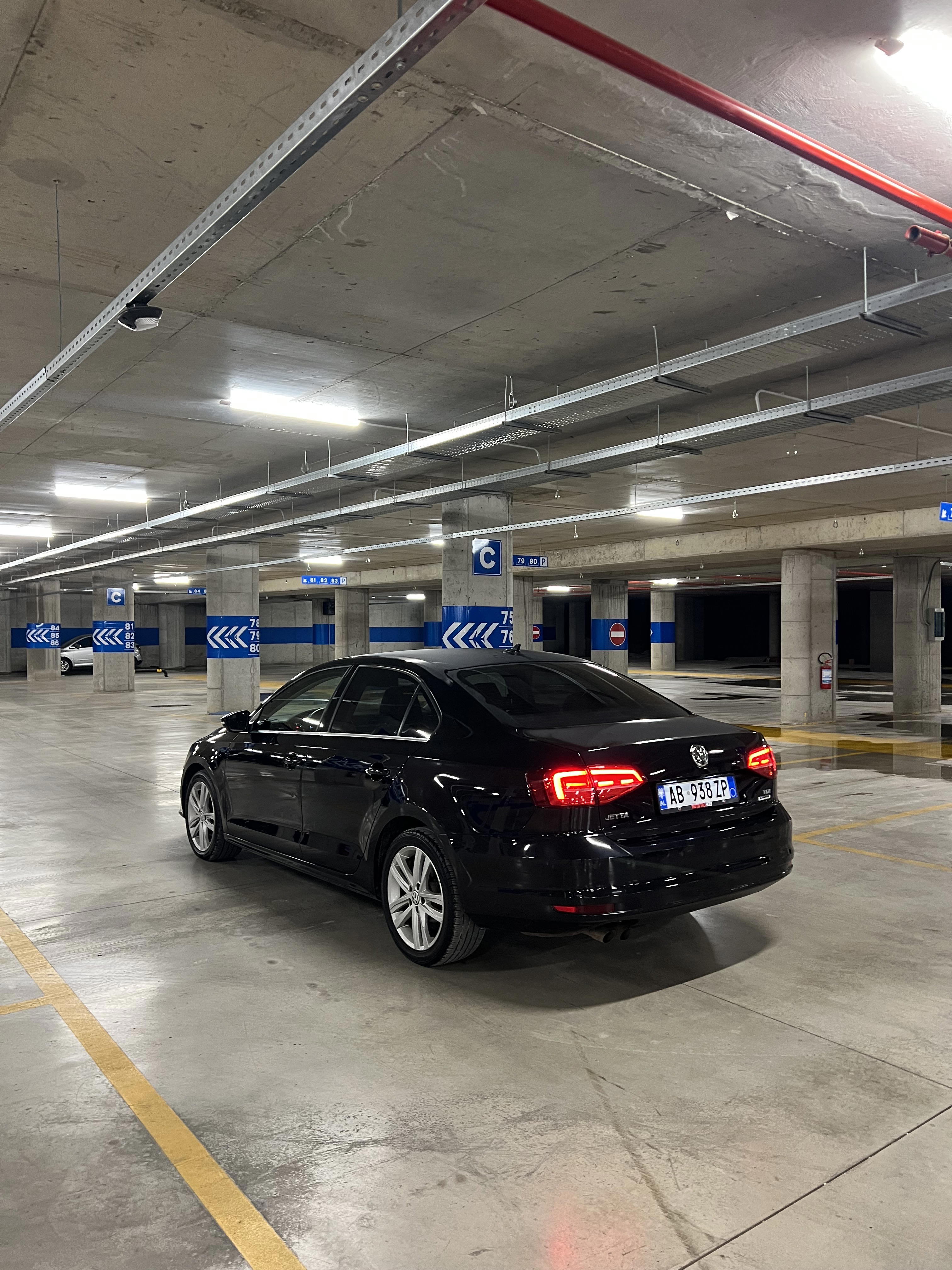 Volkswagen Jetta - photo 4